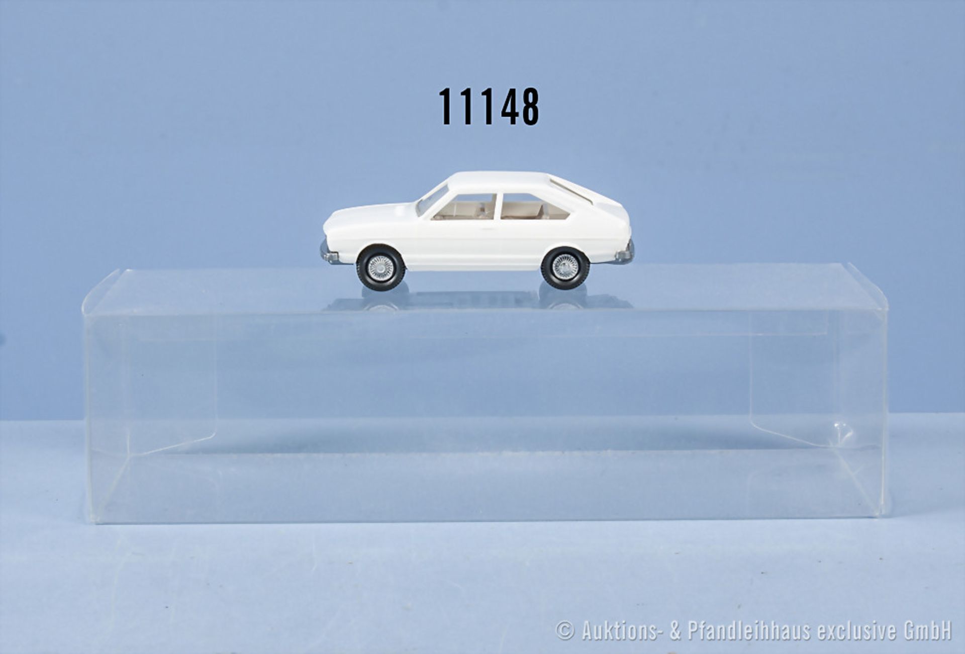 Wiking H0 312/3 G VW Passat, weiß, Achsen mit Korrosionsspuren, sehr guter bis ...