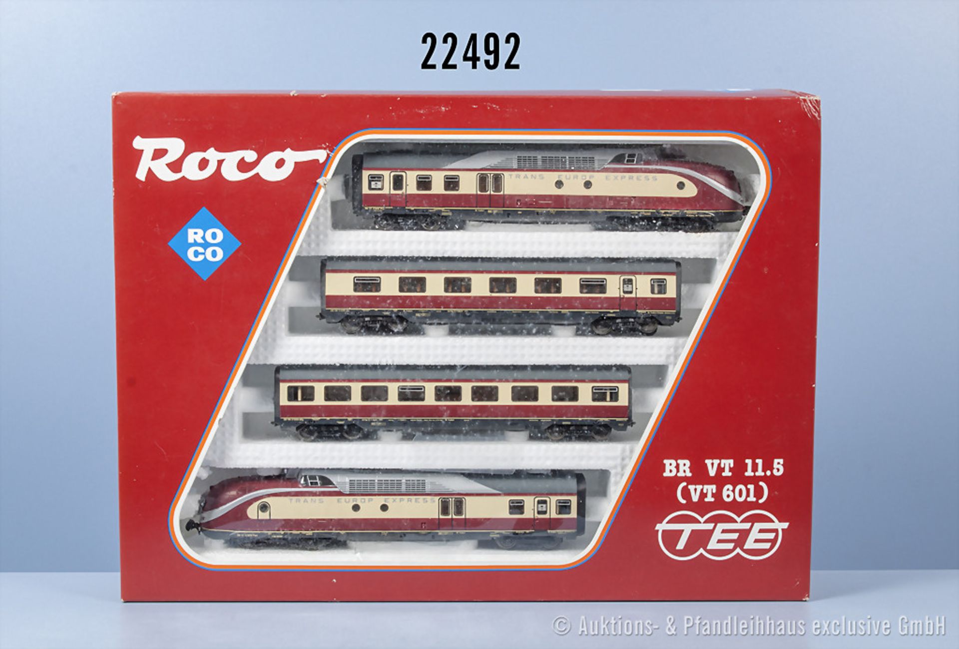 Roco H0 04183 4-teiliger Dieseltriebzug der DB, BN VT 11 5019, bestehend aus 2 ...