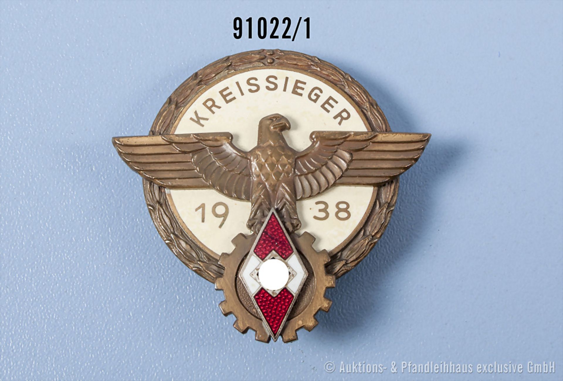 Abzeichen für Kreissieger 1938, Hersteller "G. Brehmer Markneukirchen", Emaillechip in ...