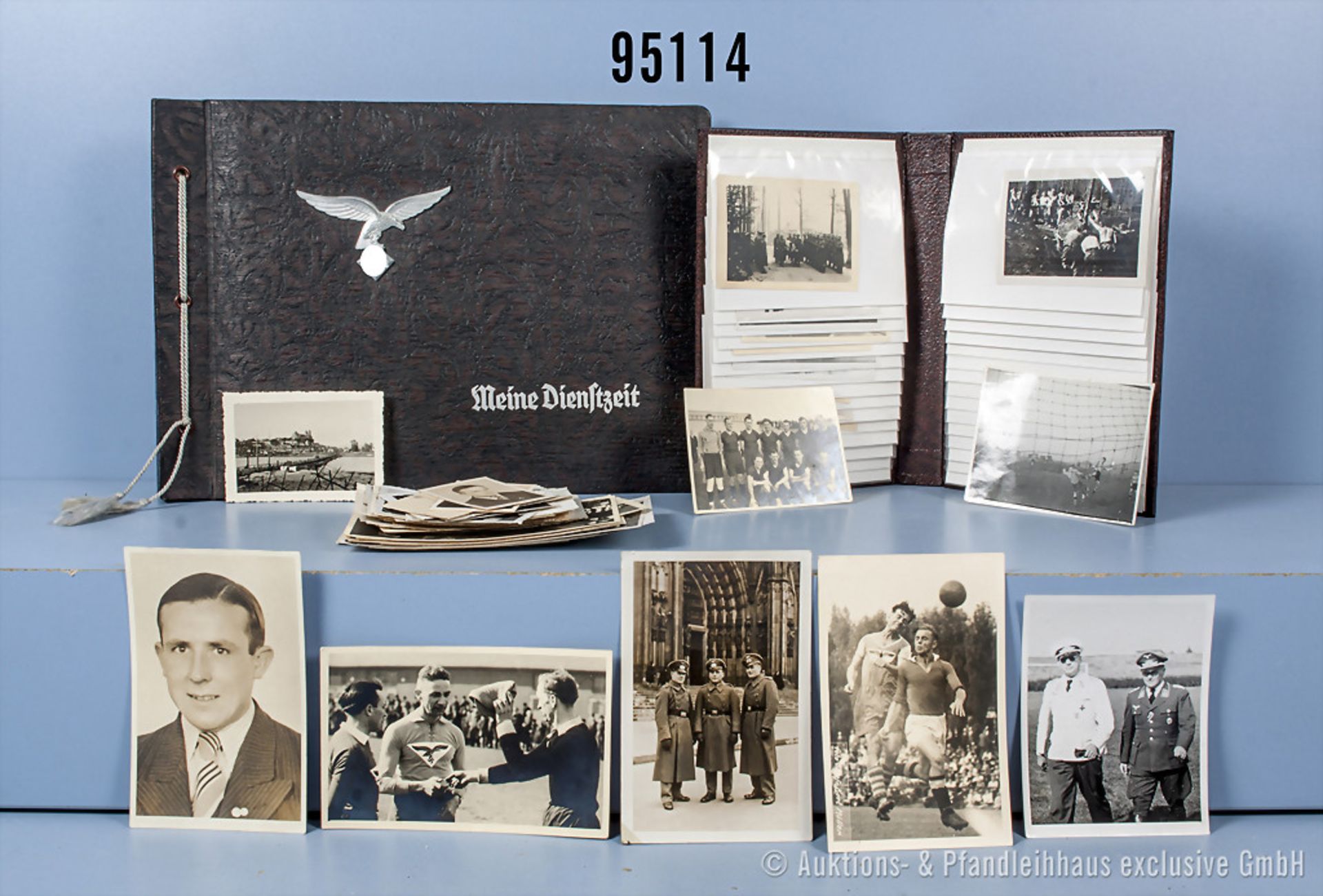 Konv. leeres Fotoalbum mit aufgelegtem Luftwaffen-Adler und "Meine Dienstzeit", 34 Fotos ...