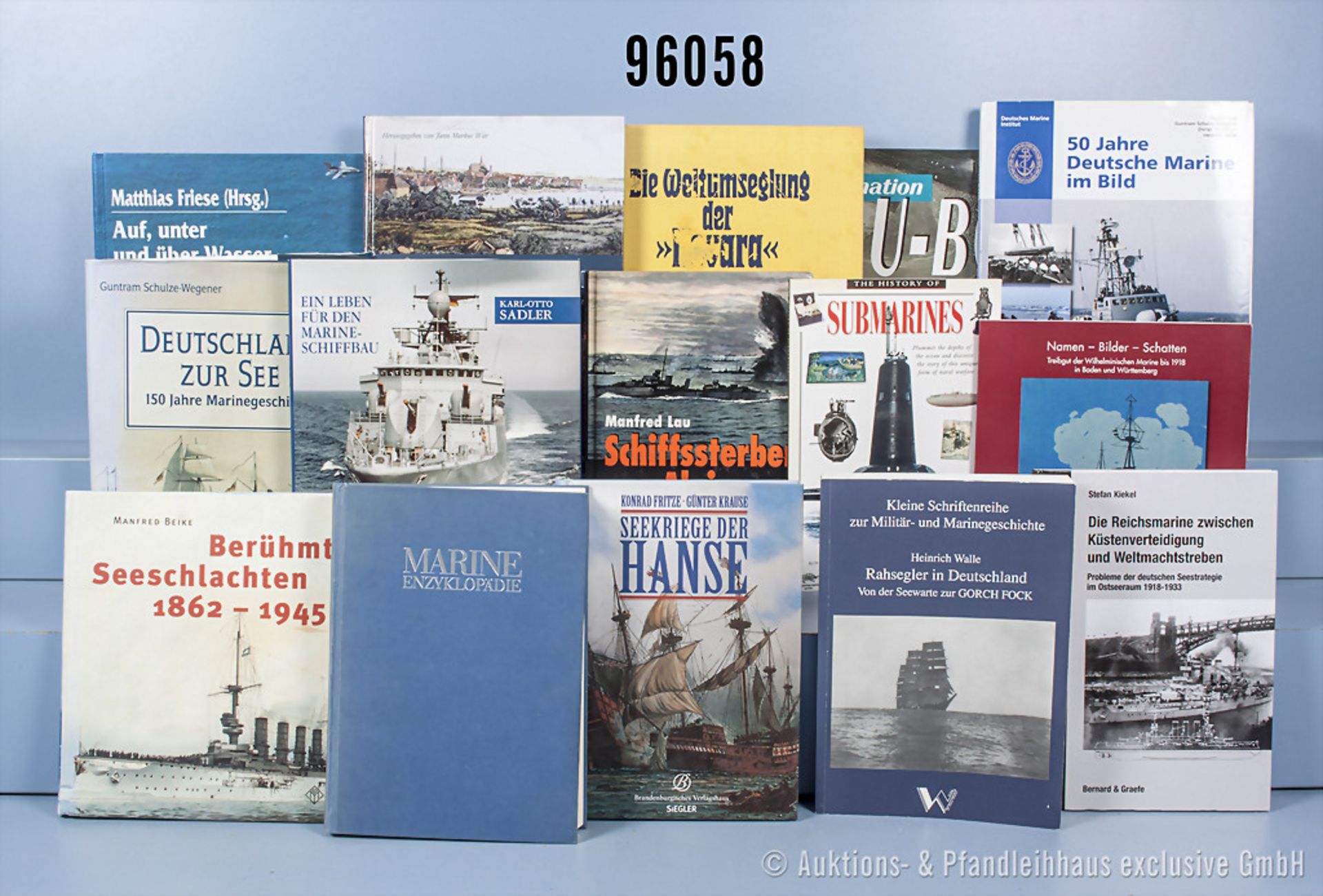 umfangreiches Konvolut von 79 Büchern Marineliteratur NK, überwiegend 2. WK, u. a. "U ...