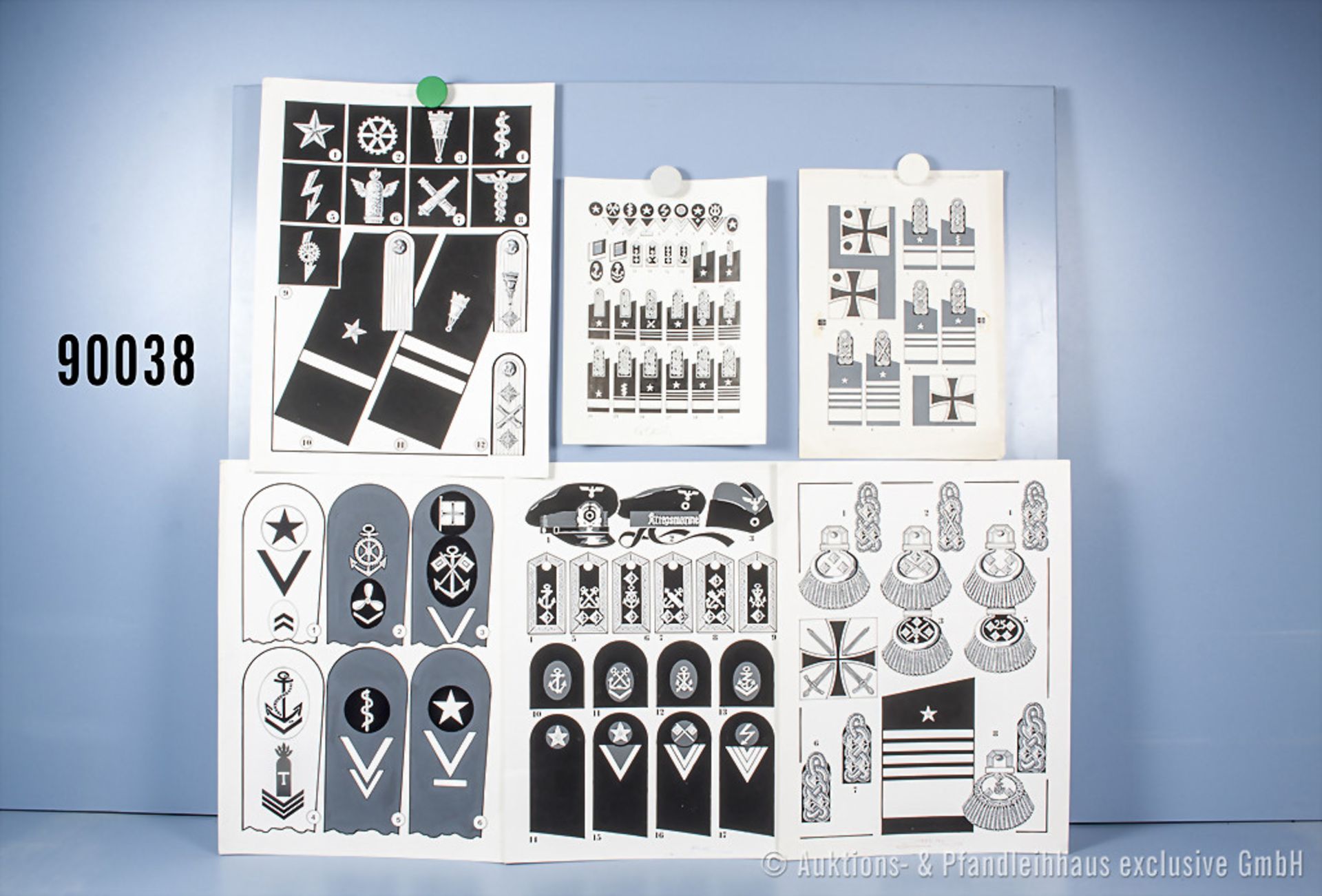Konv. 10 originale schwarz/weiß Zeichnungen zum Thema Uniformierung und Effekten der ...