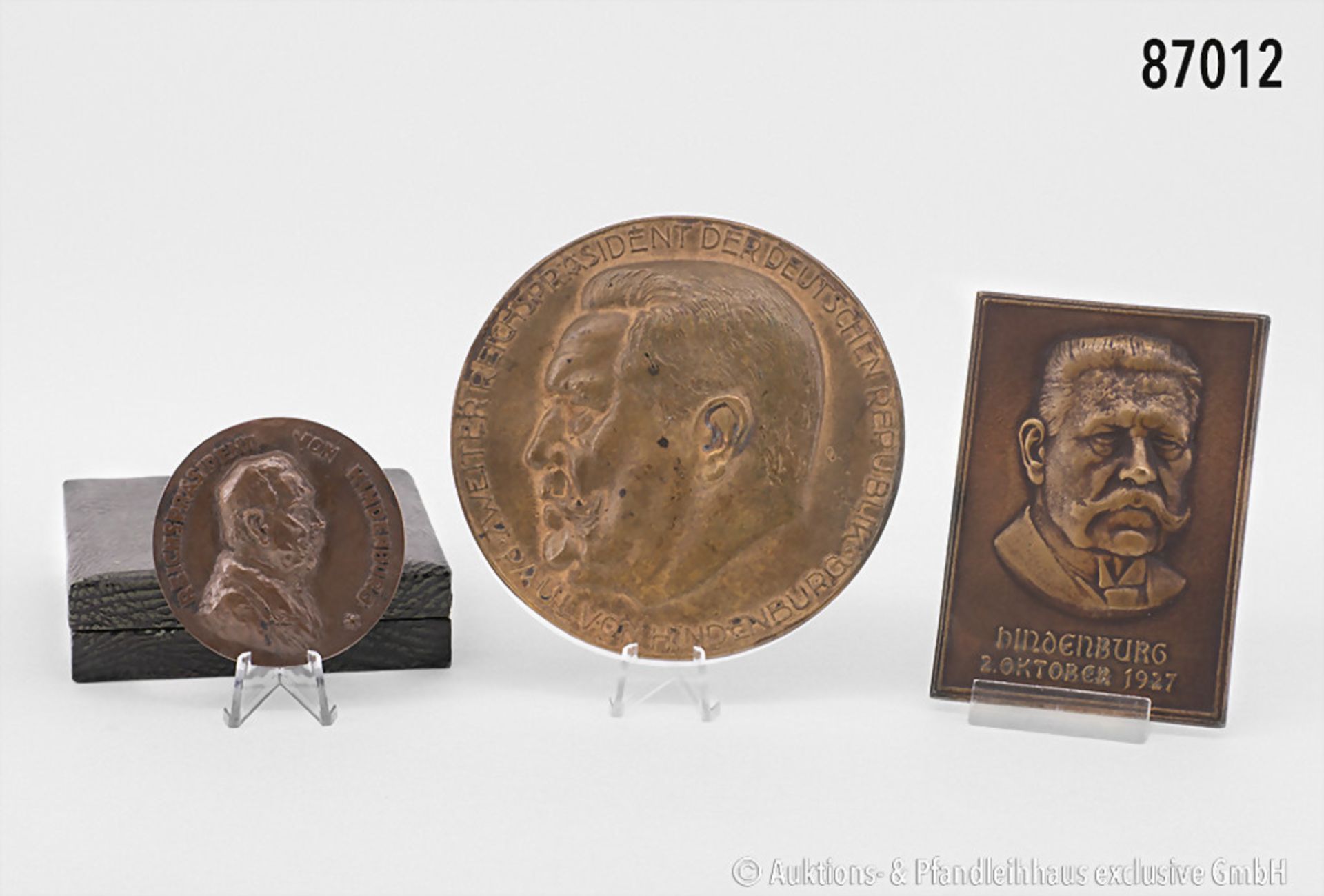 Weimarer Republik, Konv. 3 verschiedene Medaillen bzw. Plaketten auf den ...