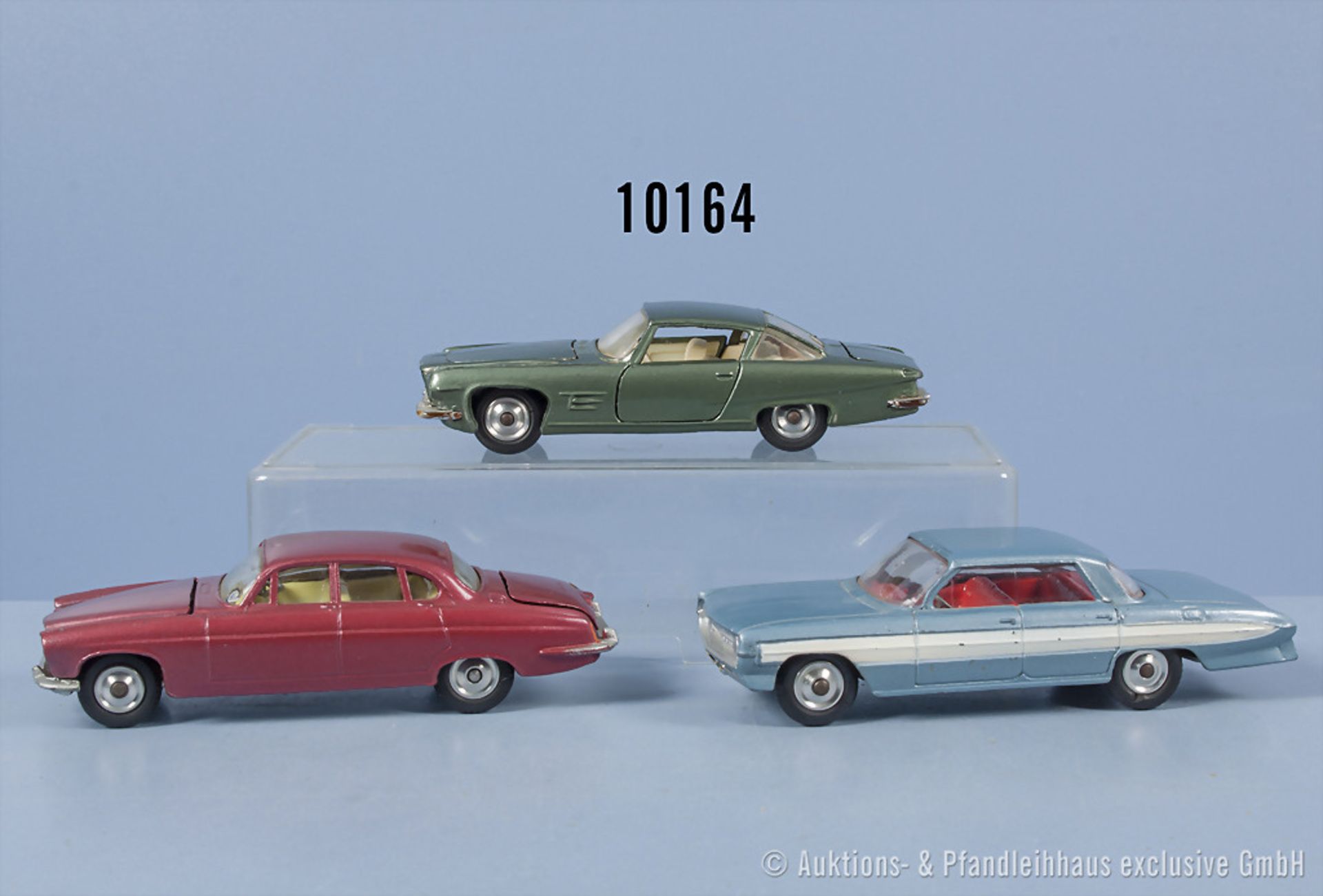 Konv. 3 Corgi Toys Modellfahrzeuge, Jaguar Mark X Saloon, Oldsmobile Super 88 und Ghia L ...