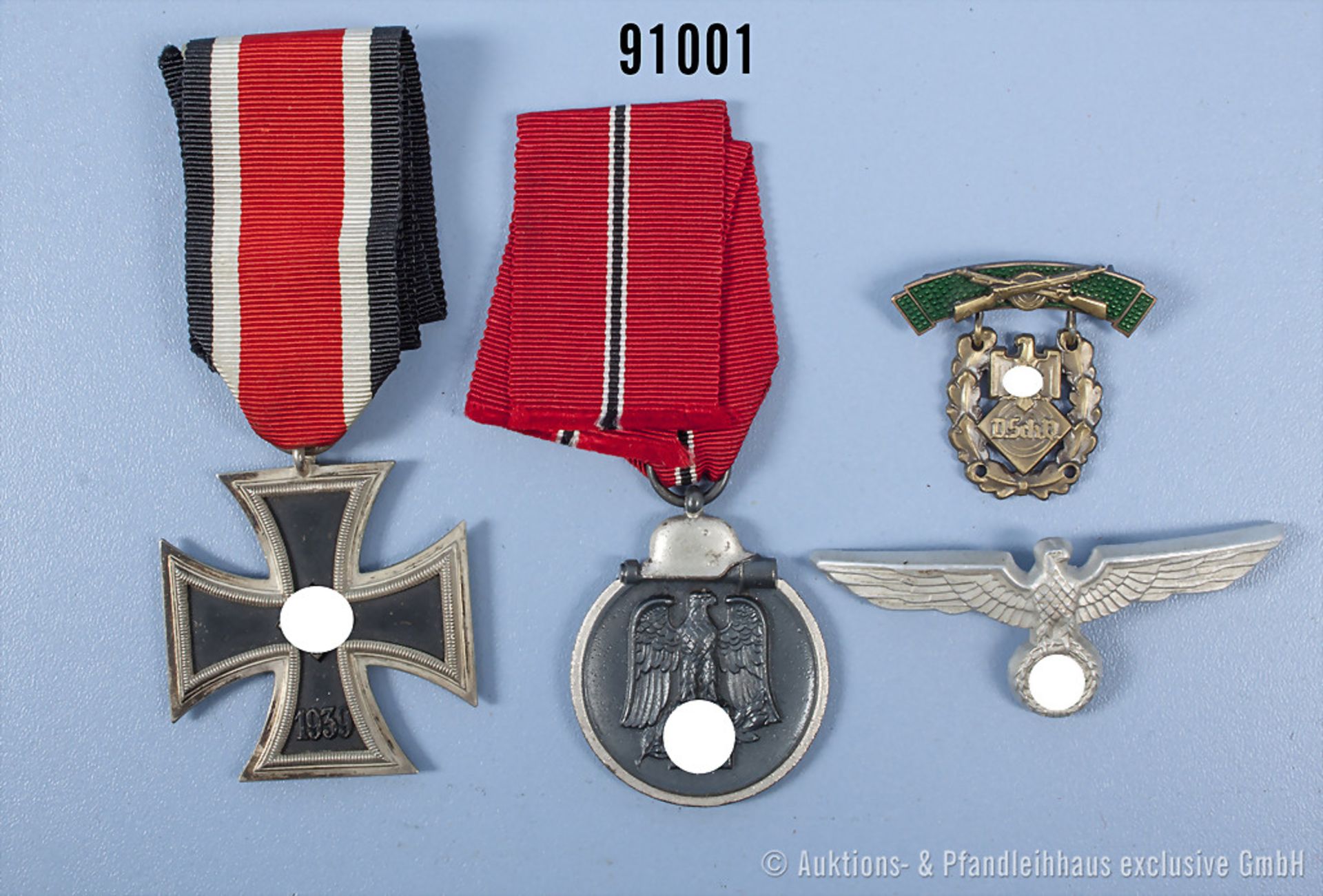 Konvolut EK2 1939 Ostmedaille deutscher Schützenverband kleine Auszeichnung in Bronze ...