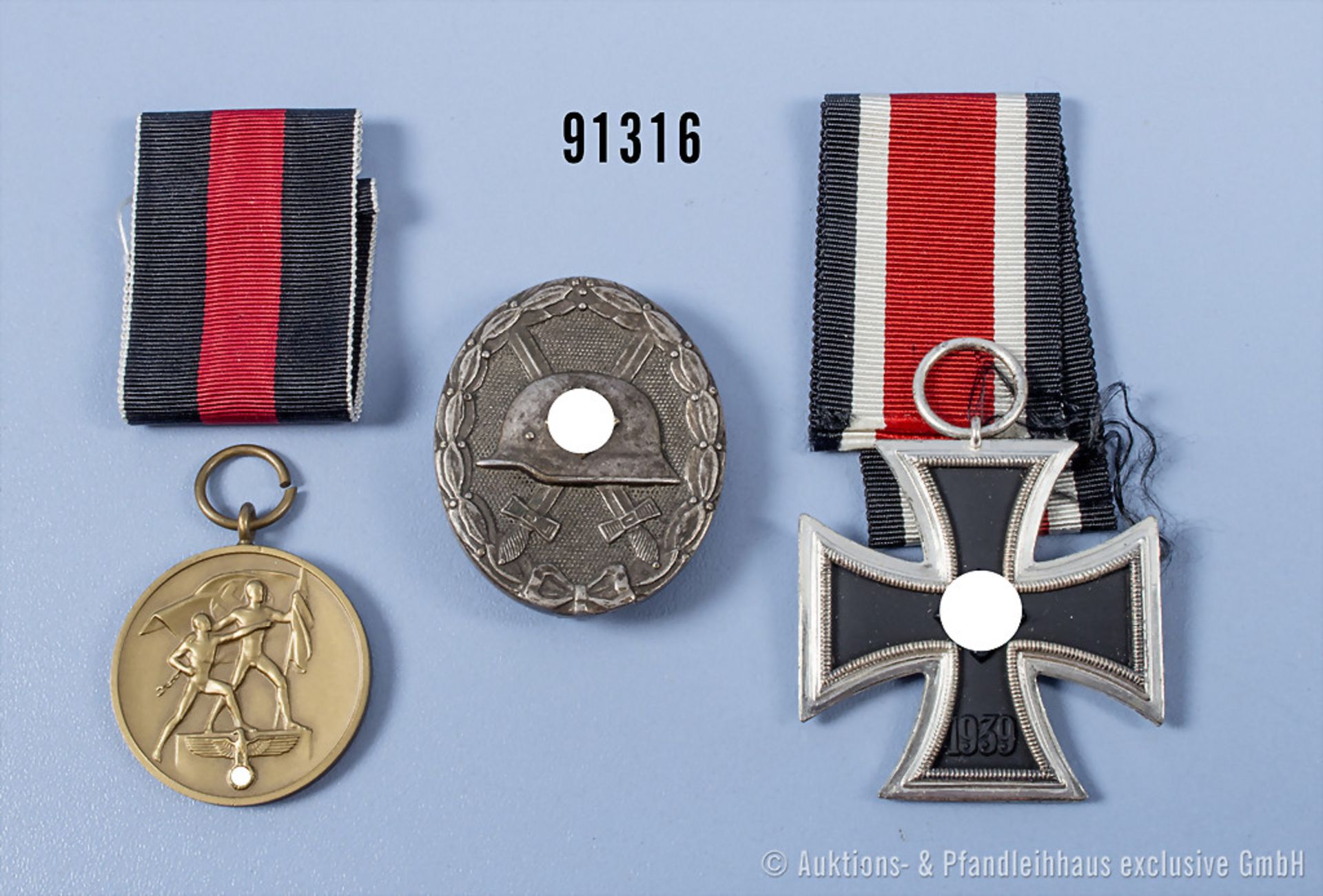 Konv. EK 2 1939, VWA in Silber, Buntmetallausf. und Sudetenlandmedaille, guter Zustand, ...