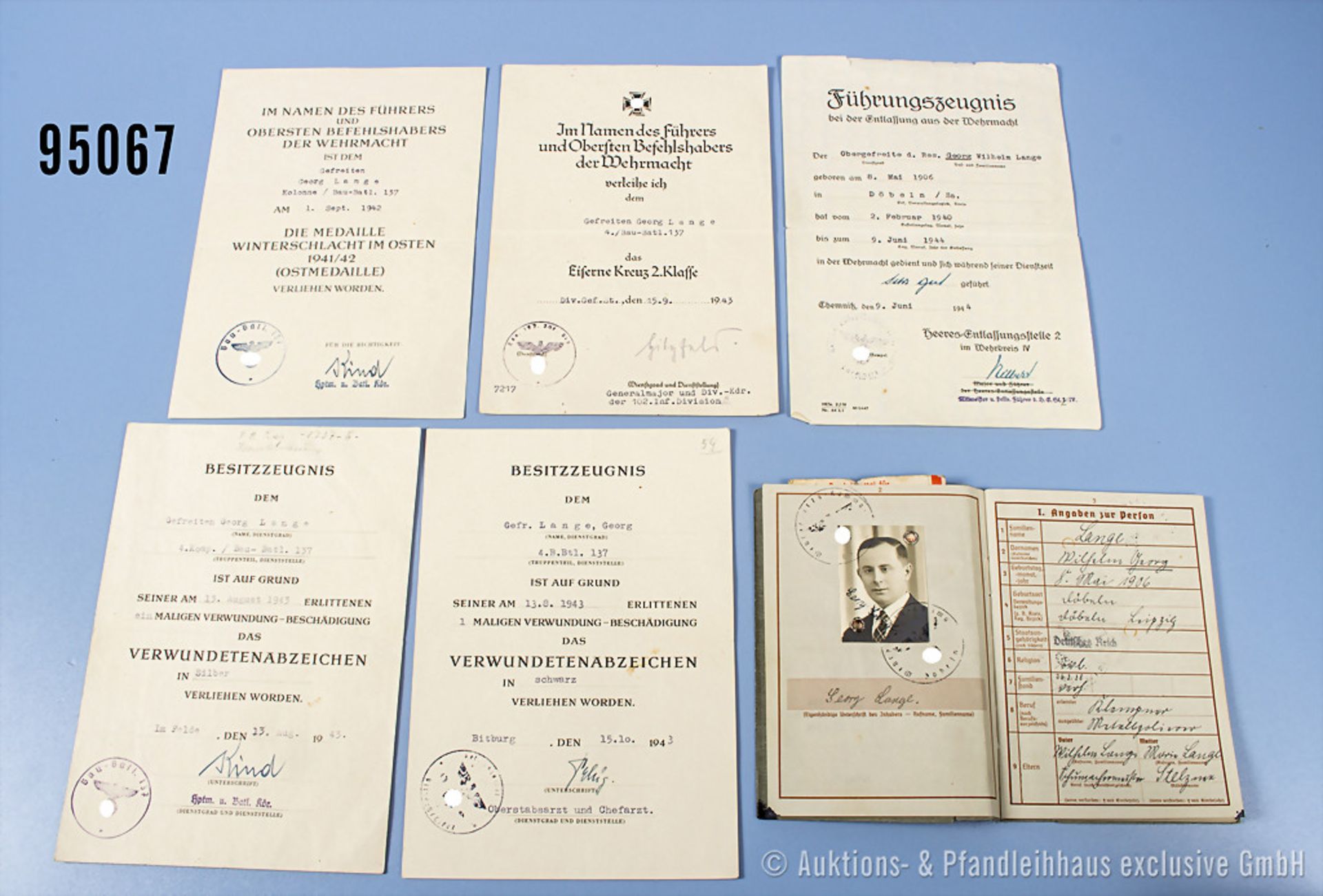Dokumentennachlass eines Obergefreiten im Bau-Bataillon 137, Ostmedaille 1942, EK 2 ...