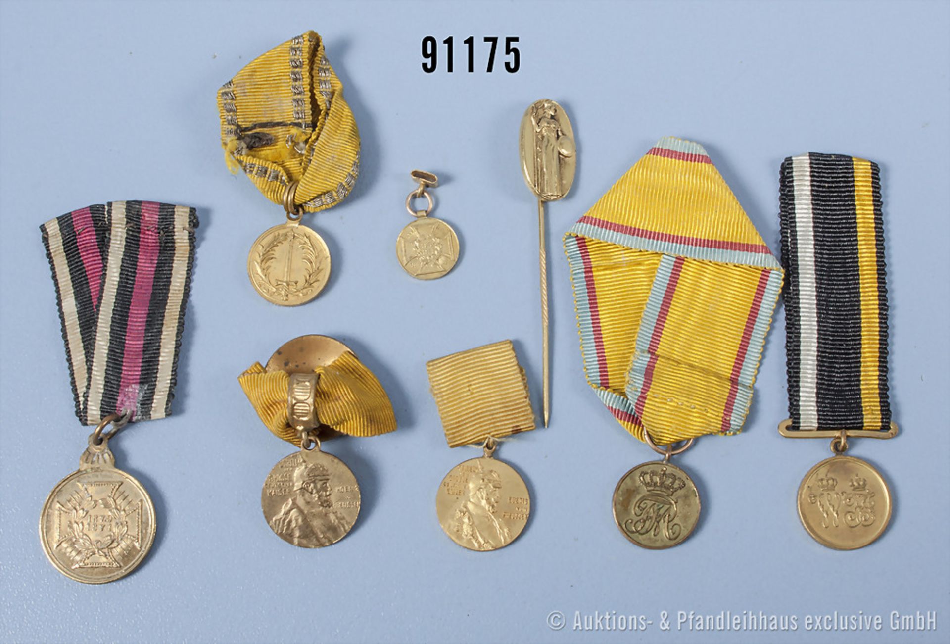 Konv. versch. Miniaturen, u.a. 2 Centenarmedaillen, 2 x KDM 1870/71, Gedächtnismedaille ...