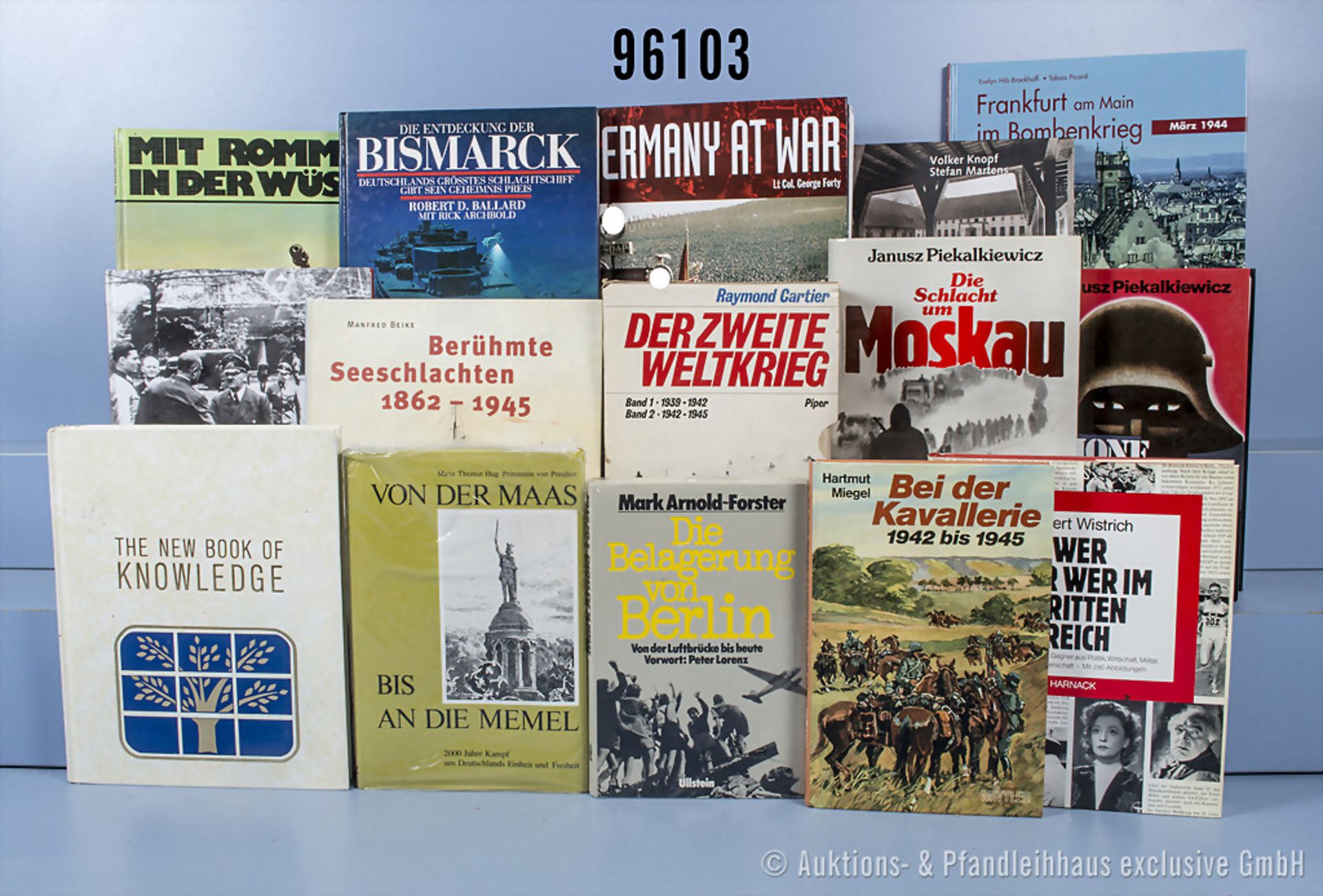 Konv. 45 Bücher NK, überwiegend 2. WK u.a. "Sturmartillerie", "Frankfurt im ...