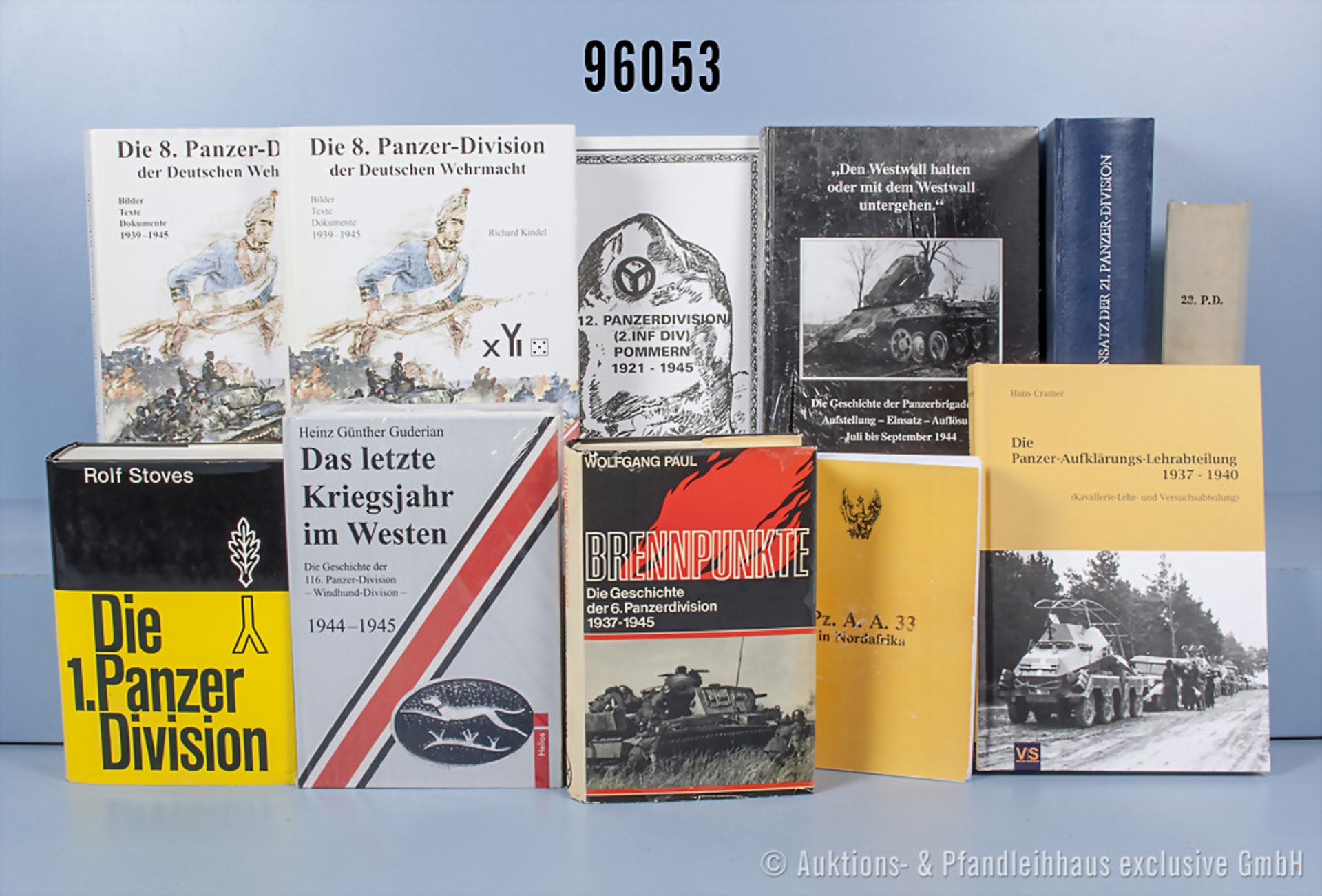 Konv. 11 Bücher und Broschüren über Panzerdivisionen der Wehrmacht, u. a. "Die 8. ...