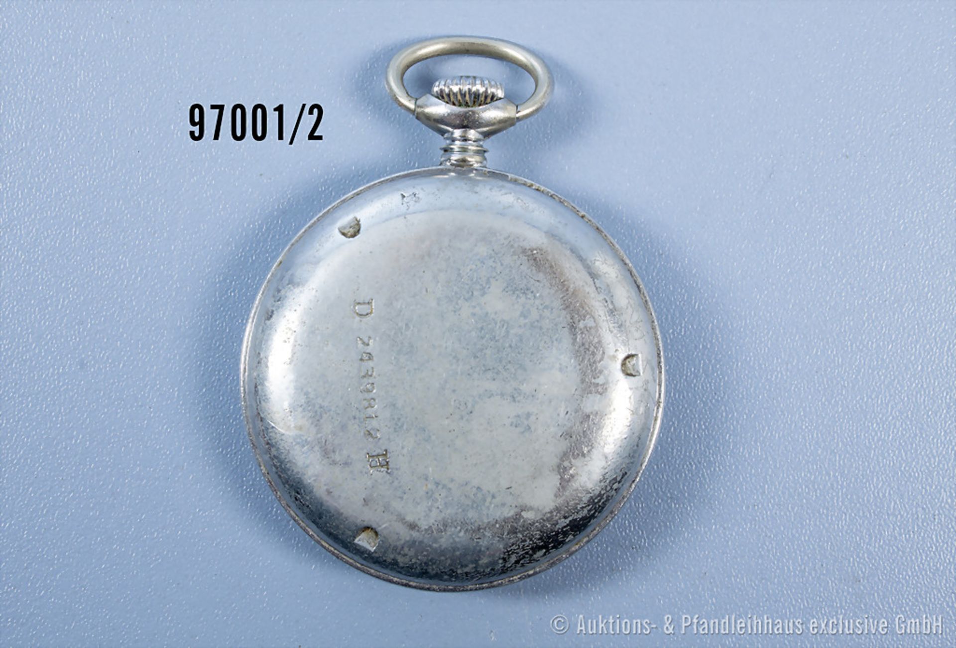 Dienstlich gelieferte Uhr der Wehrmacht, Hersteller "Doxa", rückseitig Nummer "D 2439812 ... - Bild 2 aus 2