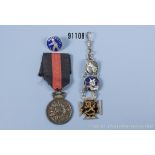 Konvolut Nordfront u.a. Medaille "1942 Eismeerfront 1943" sowie Anhänger, gemischter ...