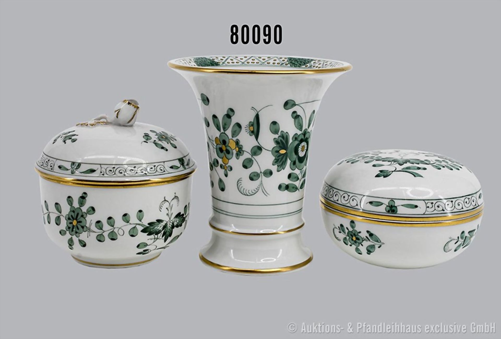 Konv. Porzellan, Meissen, Indisch grün, 1 kleine Blumenvase und 2 kleine Deckeldosen, ...