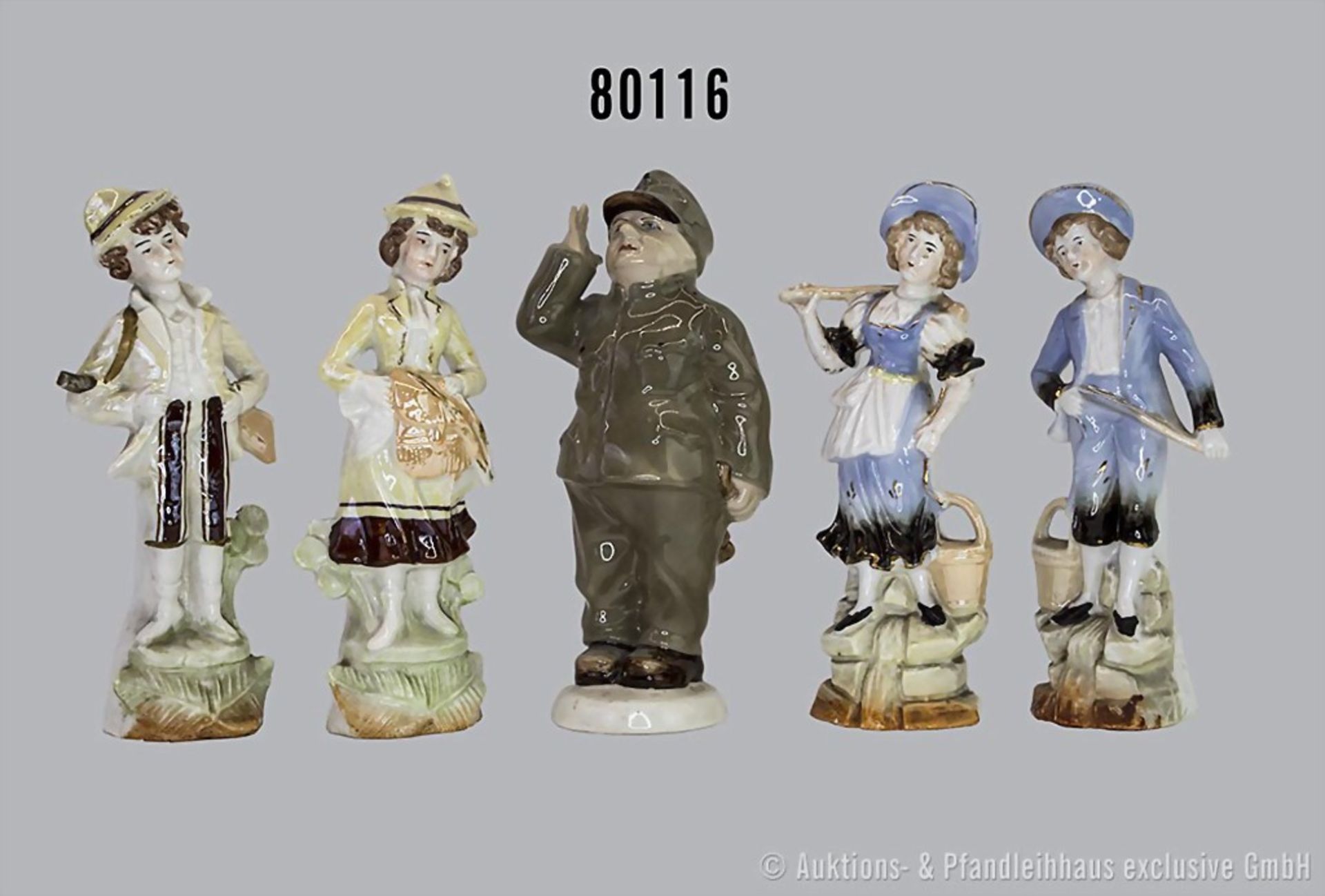 Konv. 5 Porzellan Figuren, dabei Soldat mit Reservistenpfeife sowie 2 Paare Frau und ...