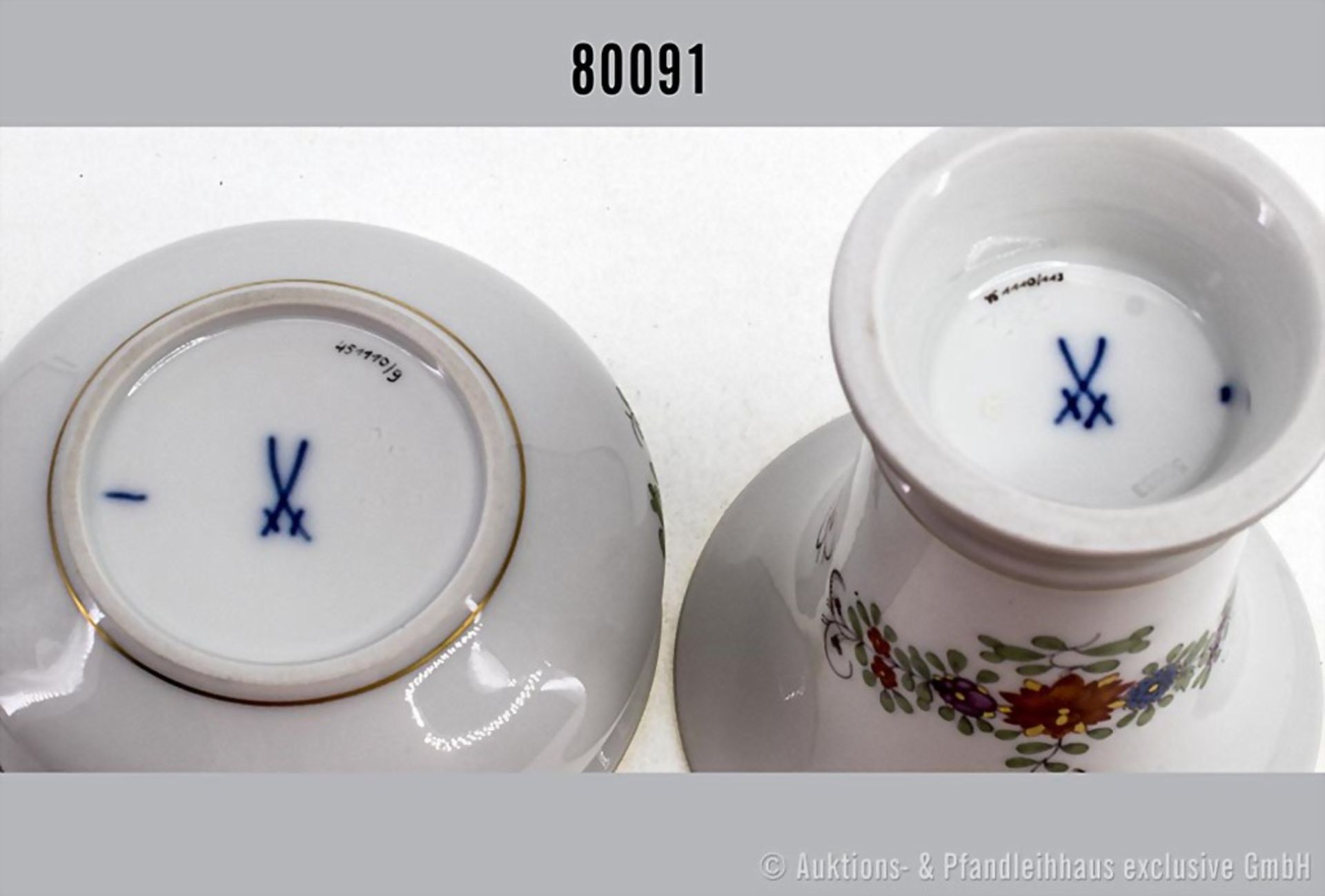 Konv. Porzellan, Meissen, Deckeldose und kleine Vase, mit Blumendekor, beide 1. Wahl, H ... - Bild 2 aus 2
