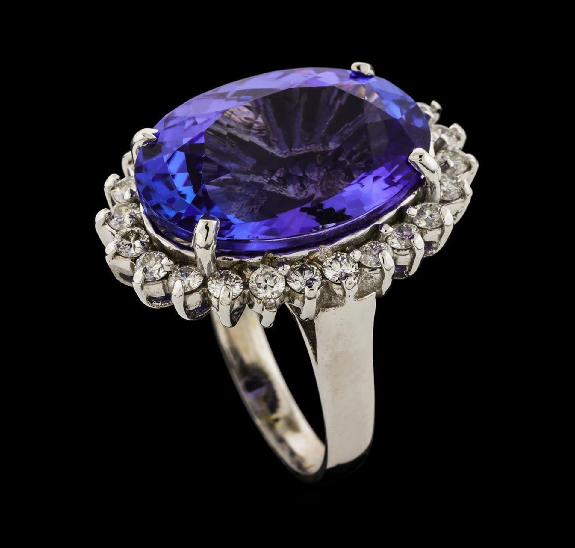 14.43 ctw Tanzanite and Diamond Ring - 14KT White Gold - Image 4 of 5