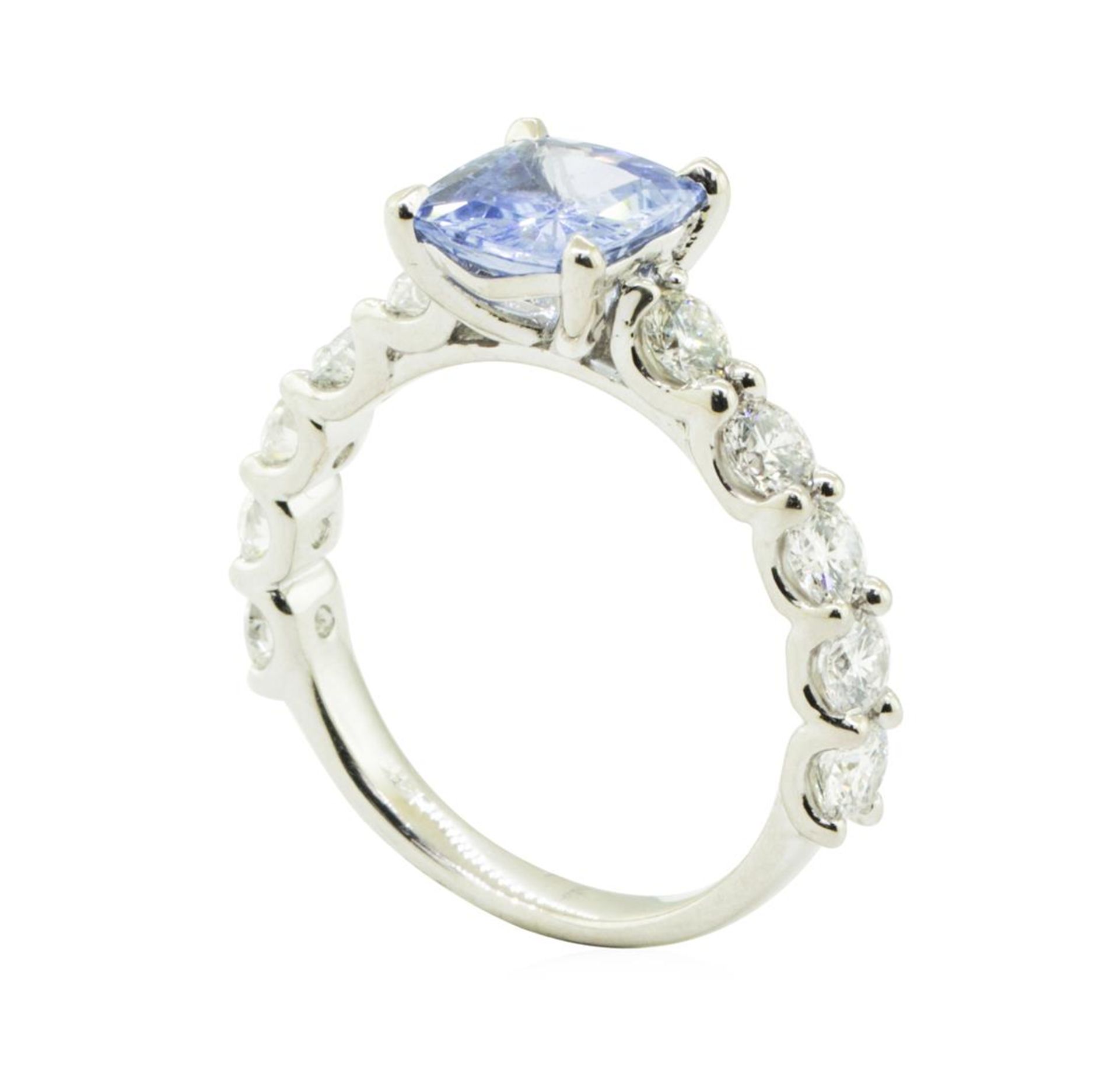 3.86 ctw Rectangular Cushion Brilliant Blue Sapphire And Diamond Ring - 14KT Whi - Image 4 of 5
