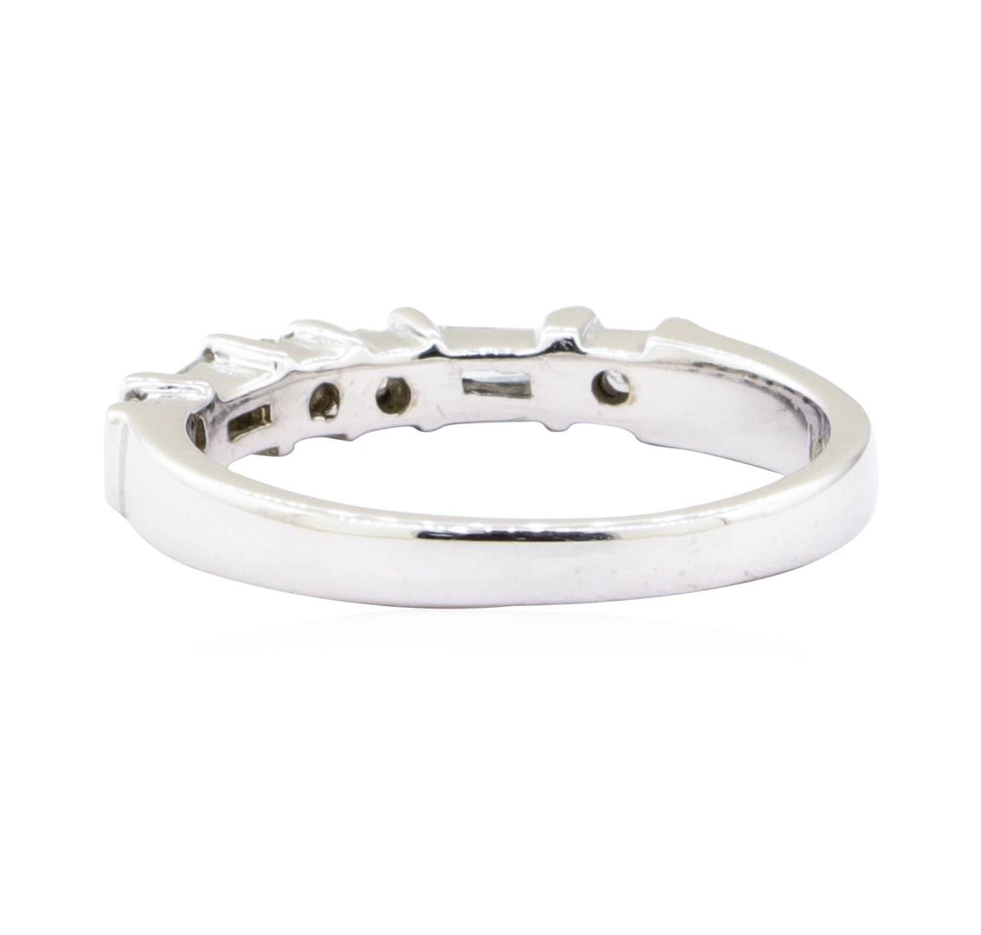 0.40 ctw Diamond Ring - 14KT White Gold - Image 3 of 4