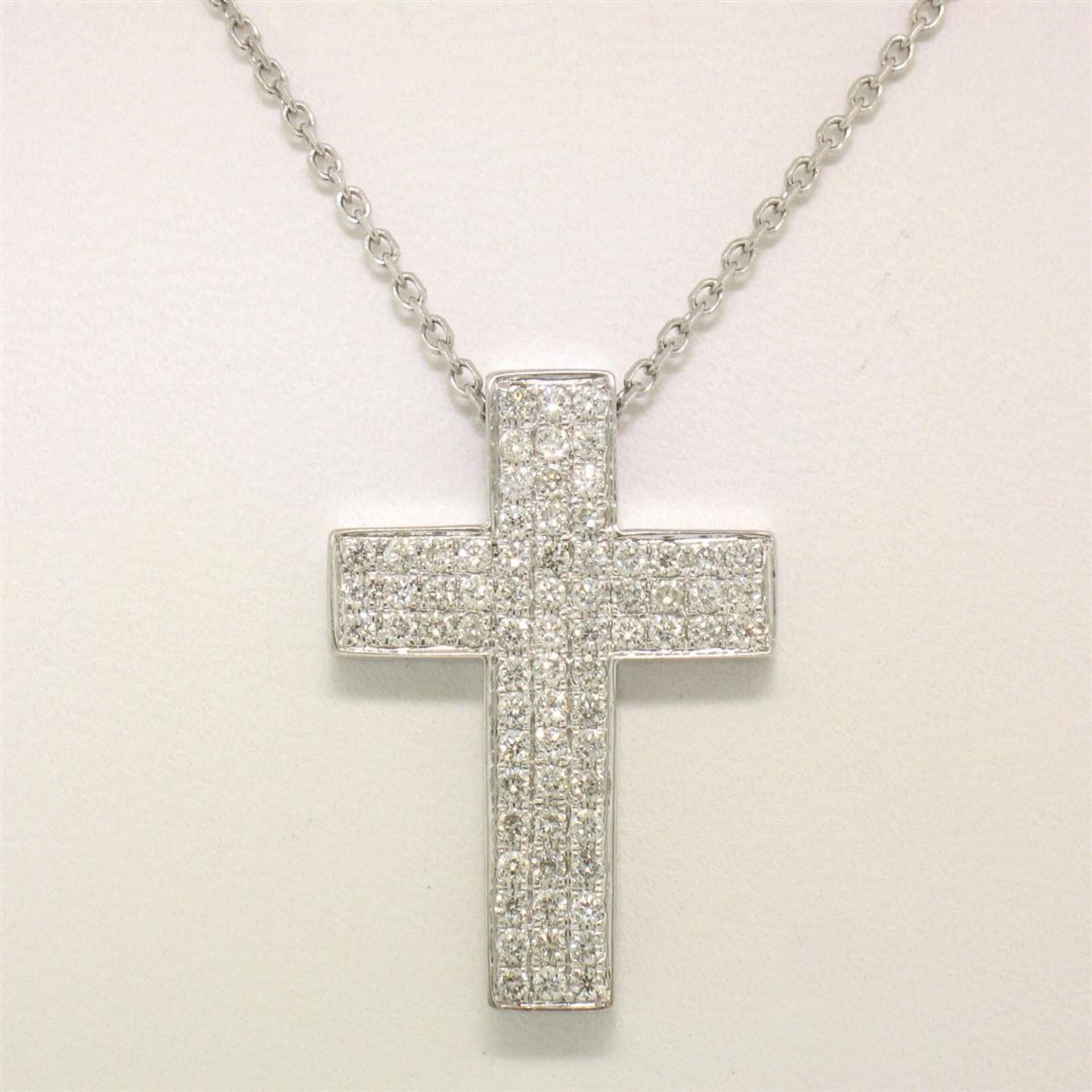 14K White Gold 0.51 ctw Micro Pave Diamond Cross Pendant w/ 18" Cable Link Chain - Image 3 of 8