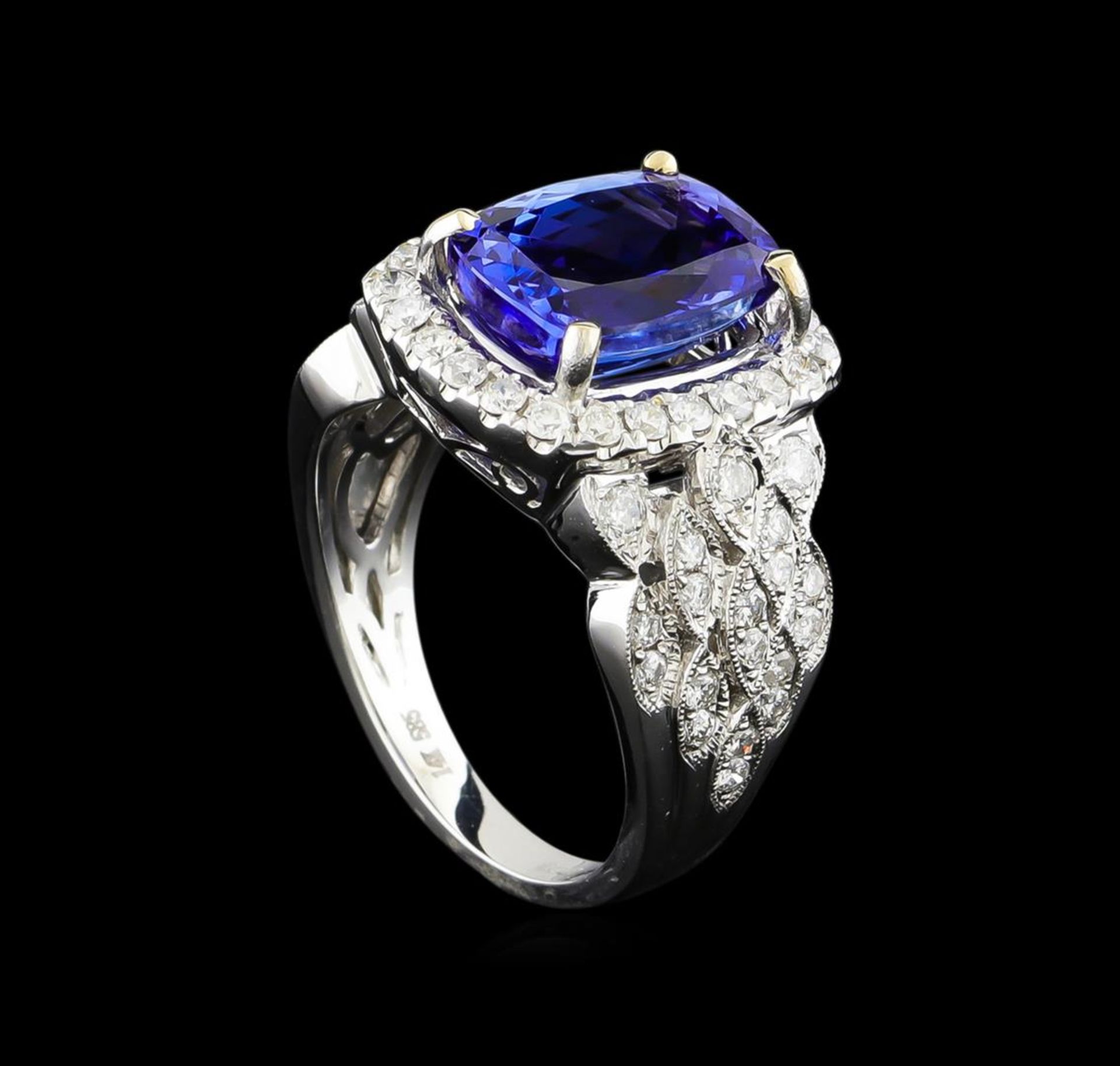 14KT White Gold 4.23 ctw Tanzanite and Diamond Ring - Image 4 of 5