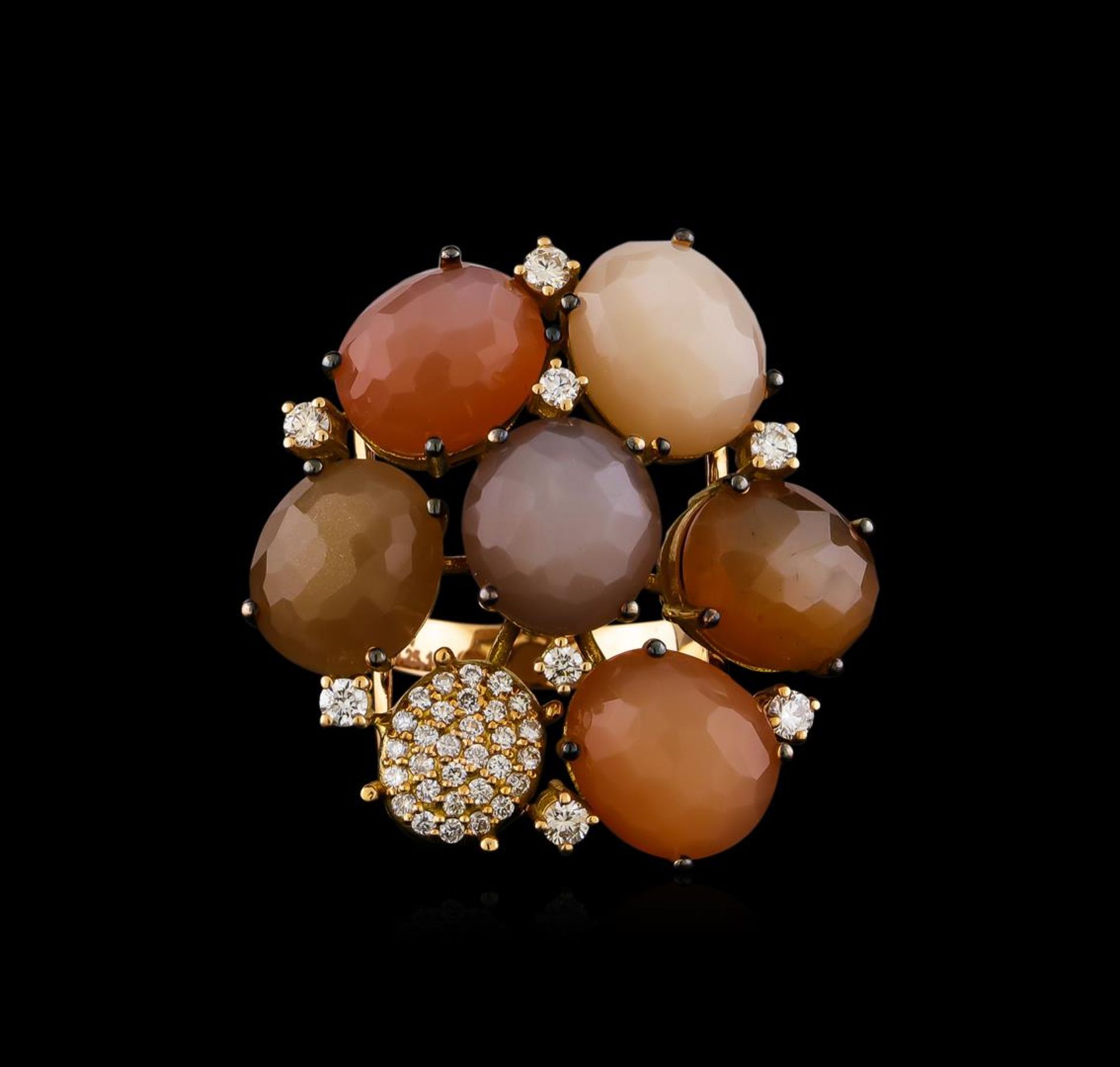 25.14 ctw Sunstone and Diamond Ring - 18KT Yellow Gold - Image 2 of 5