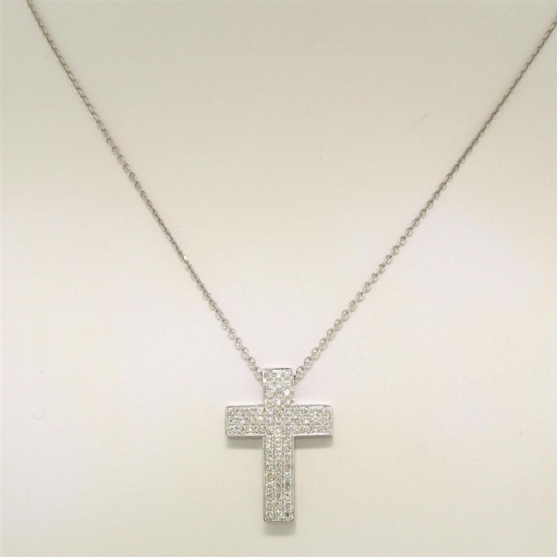 14K White Gold 0.51 ctw Micro Pave Diamond Cross Pendant w/ 18" Cable Link Chain - Image 2 of 8