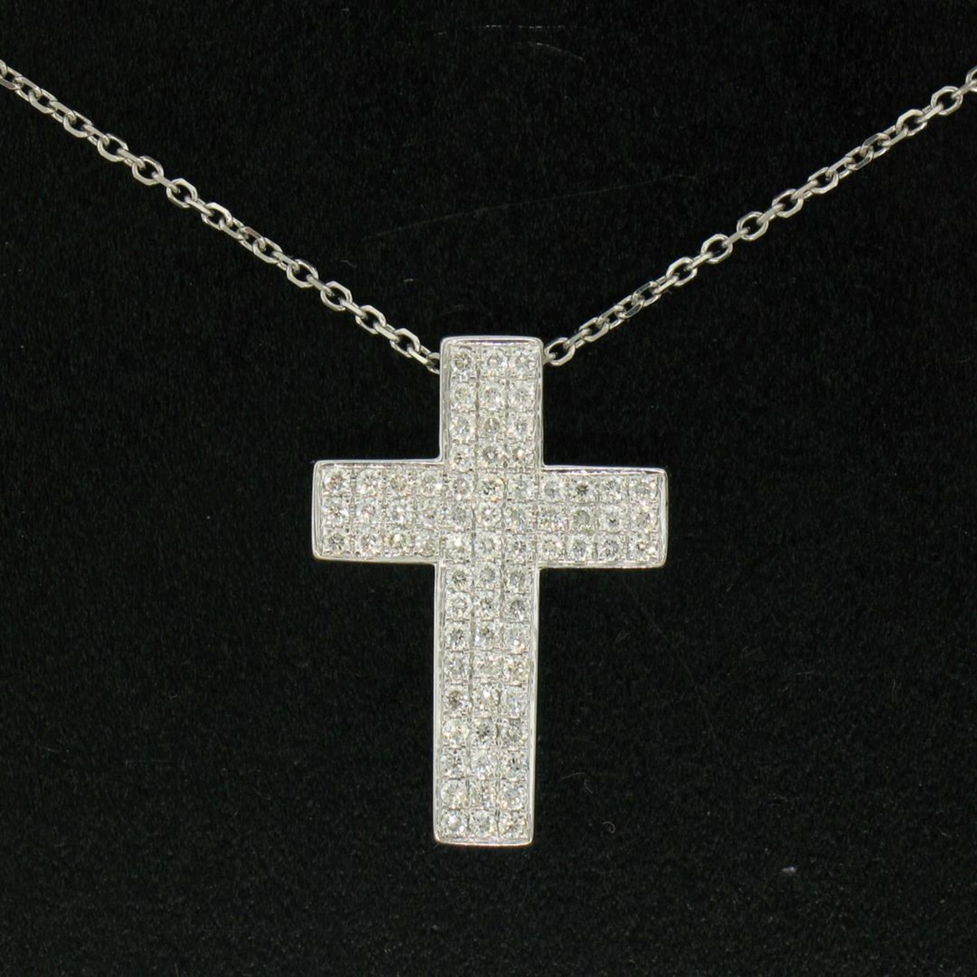 14K White Gold 0.51 ctw Micro Pave Diamond Cross Pendant w/ 18" Cable Link Chain - Image 7 of 8