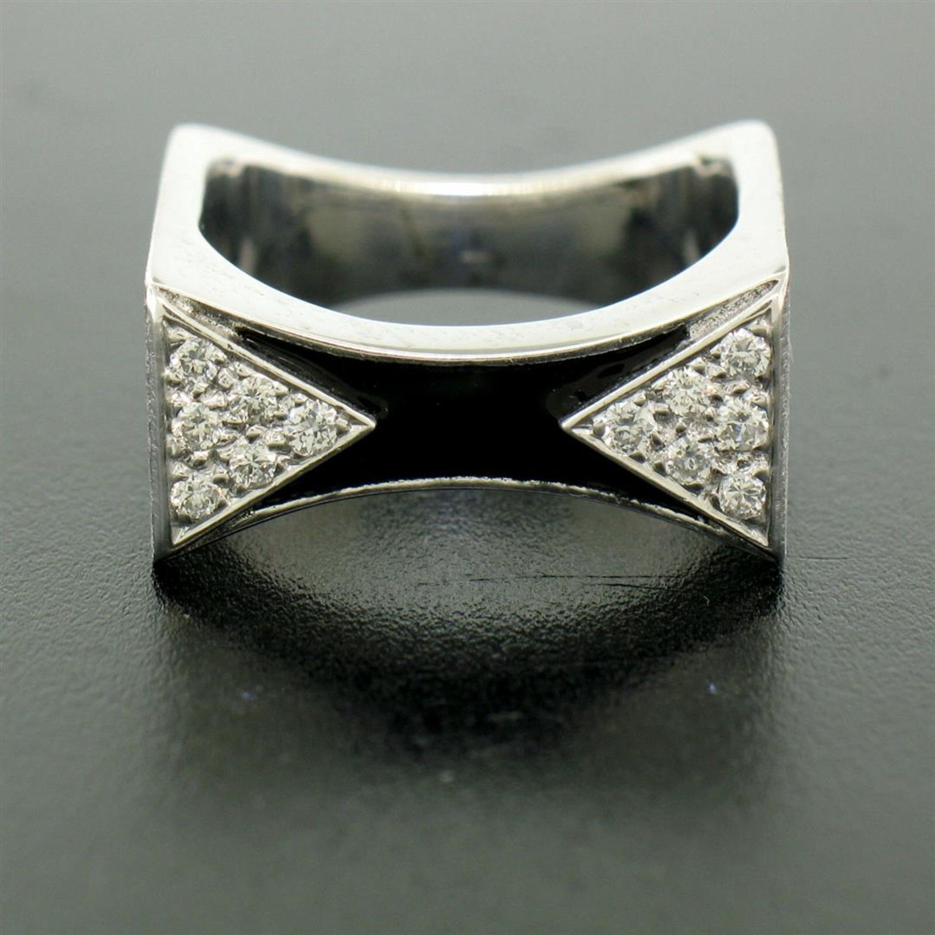 14K White Gold 0.30 ctw Diamond & Black Enamel Stone Finished Squared Band Ring - Image 2 of 9