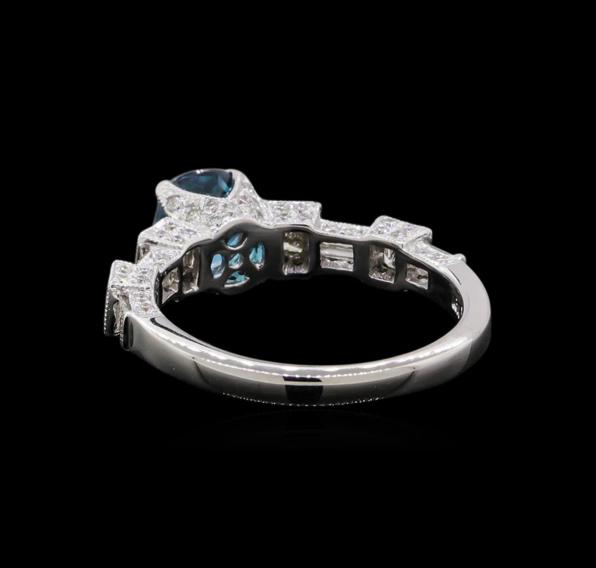 1.92 ctw Blue Zircon and Diamond Ring - 18KT White Gold - Image 3 of 5