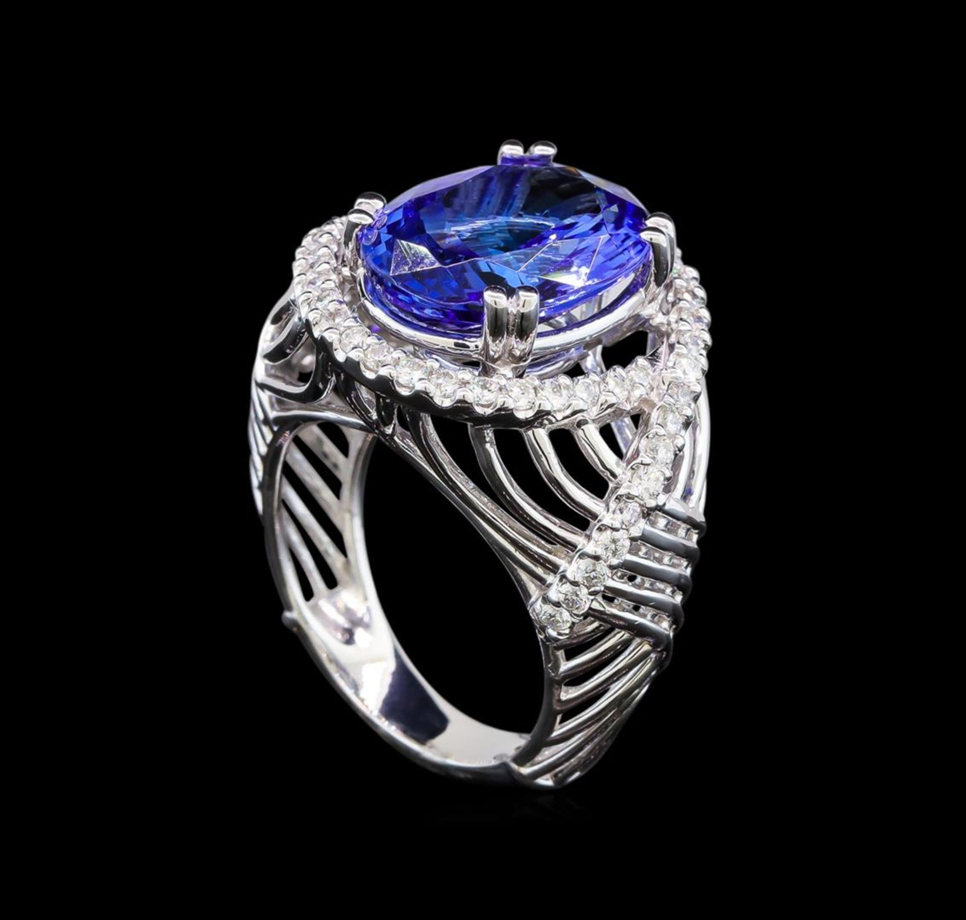 14KT White Gold 6.77 ctw Tanzanite and Diamond Ring - Image 4 of 5