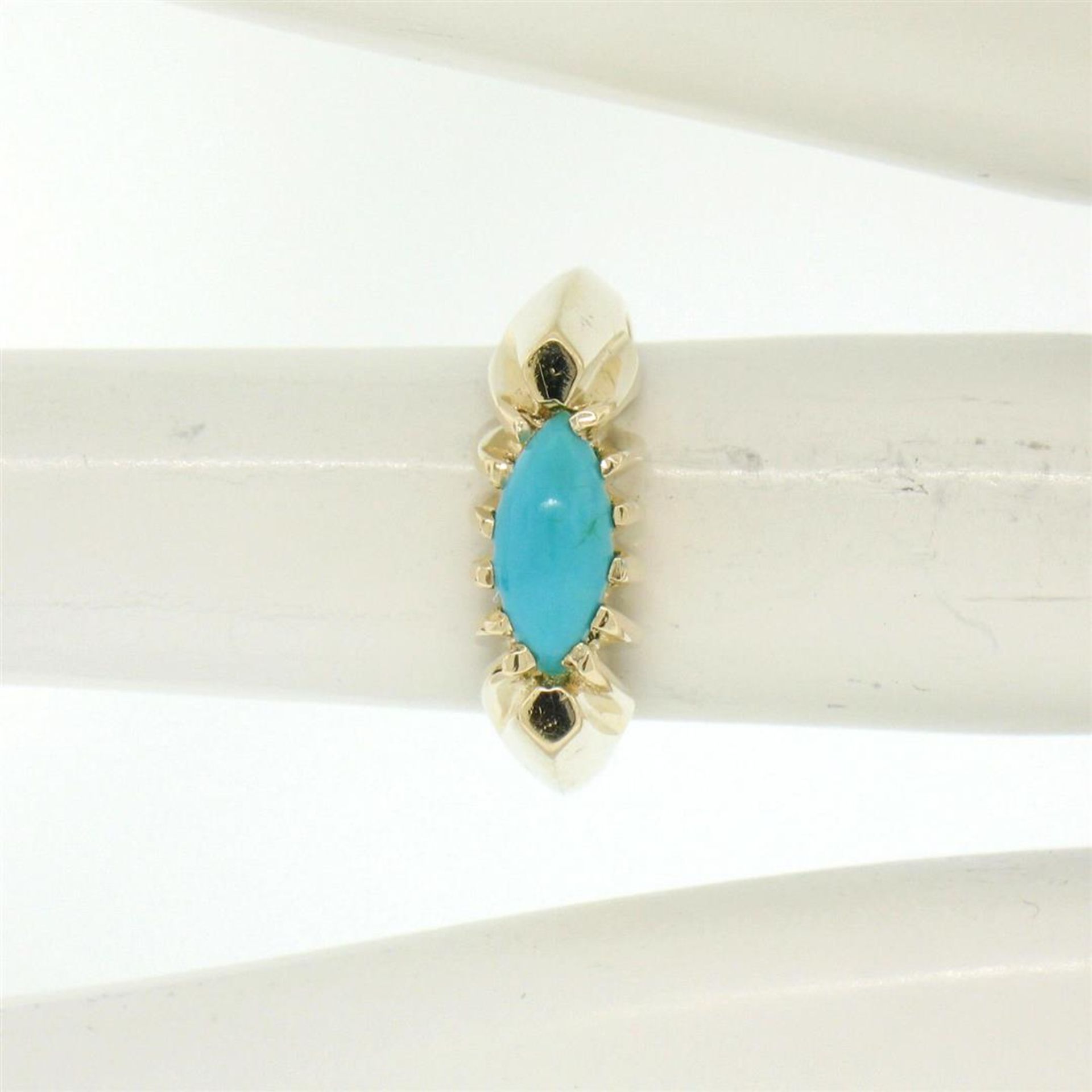 14k Gold Ribbed Marquise Cabochon Robin Egg Turquoise Solitaire Ring - Image 7 of 7
