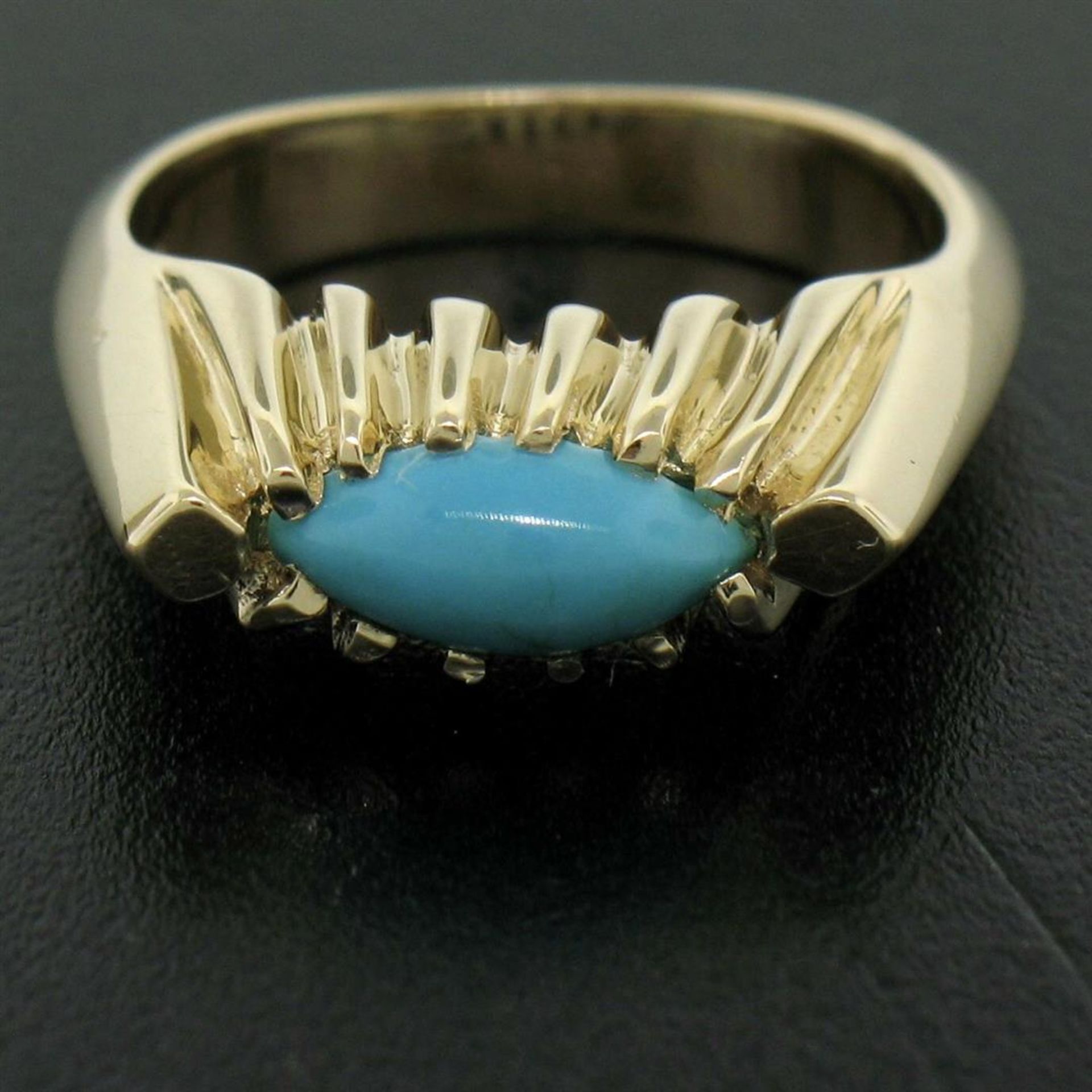 14k Gold Ribbed Marquise Cabochon Robin Egg Turquoise Solitaire Ring - Image 5 of 7