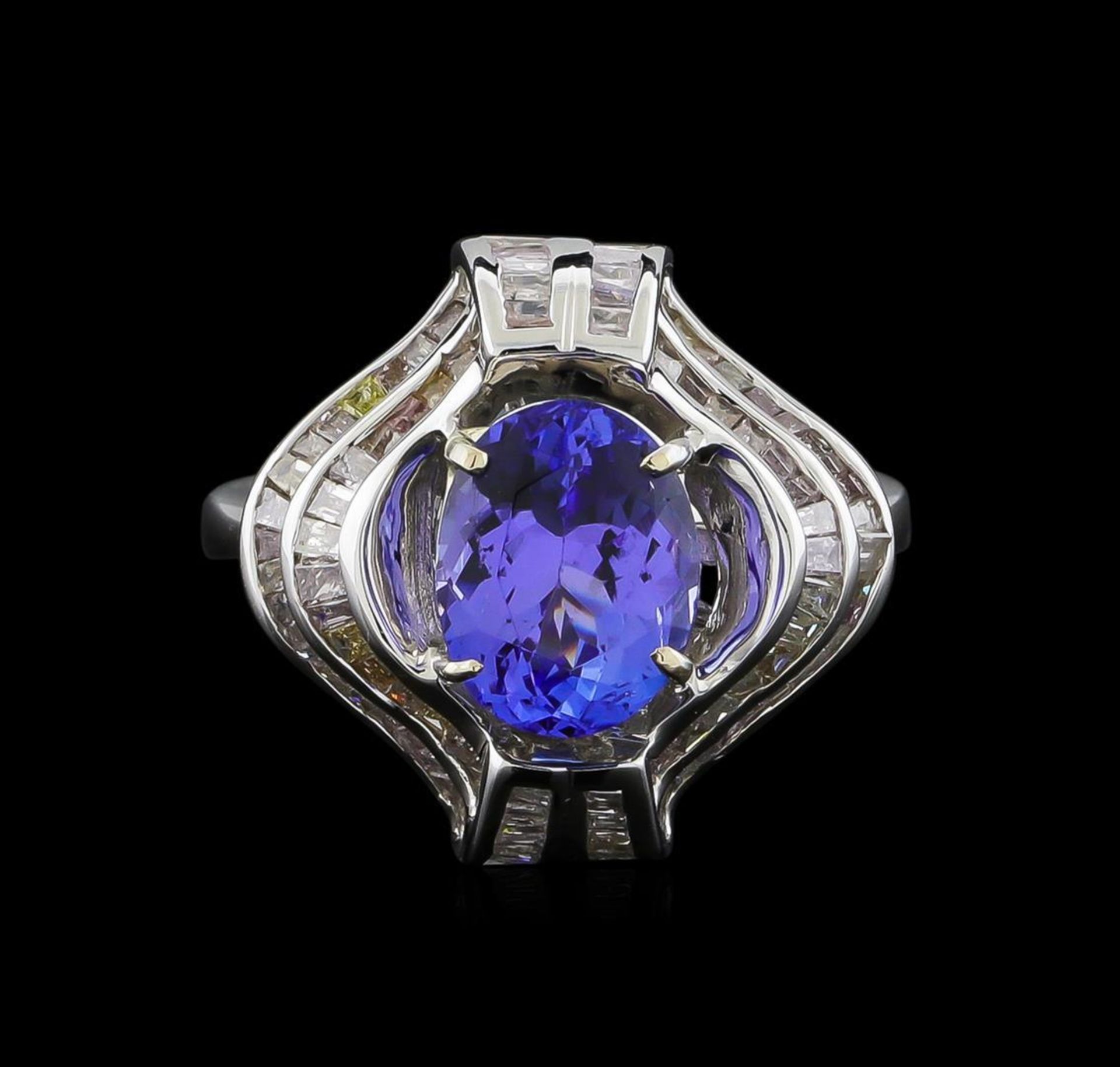 2.73ct Tanzanite and Diamond Ring - 18KT White Gold - Image 2 of 5