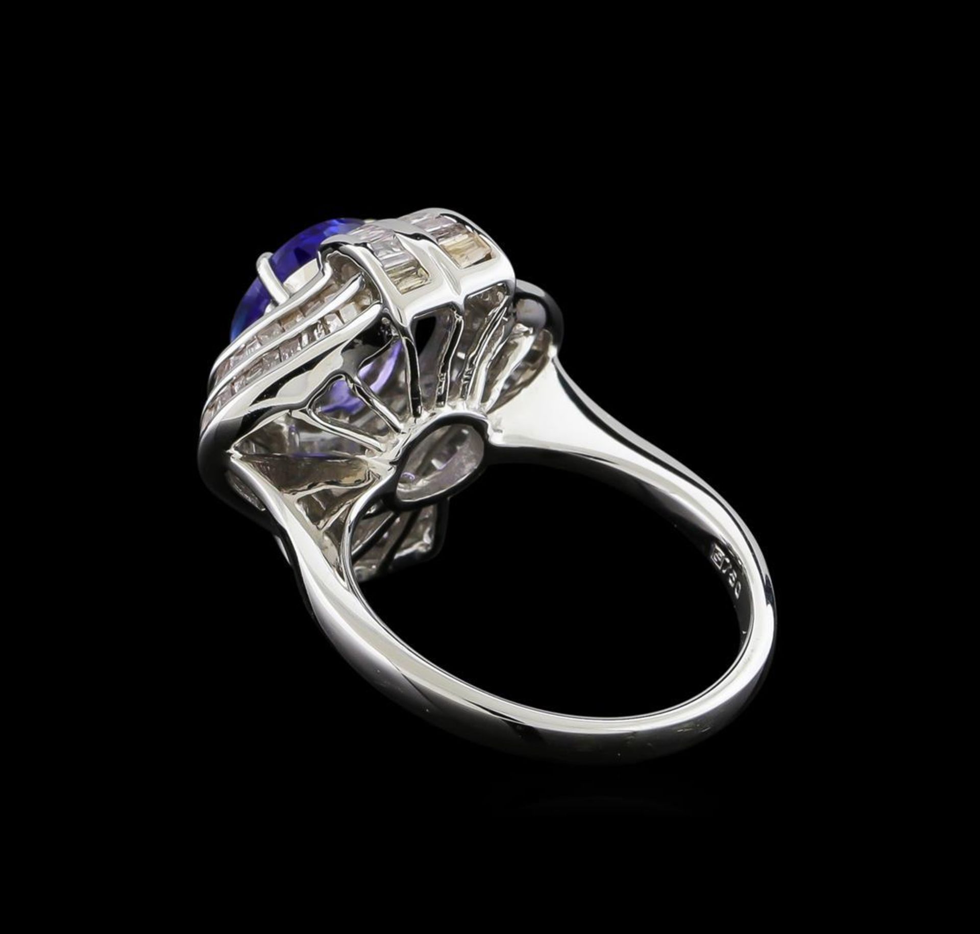 2.73ct Tanzanite and Diamond Ring - 18KT White Gold - Image 3 of 5