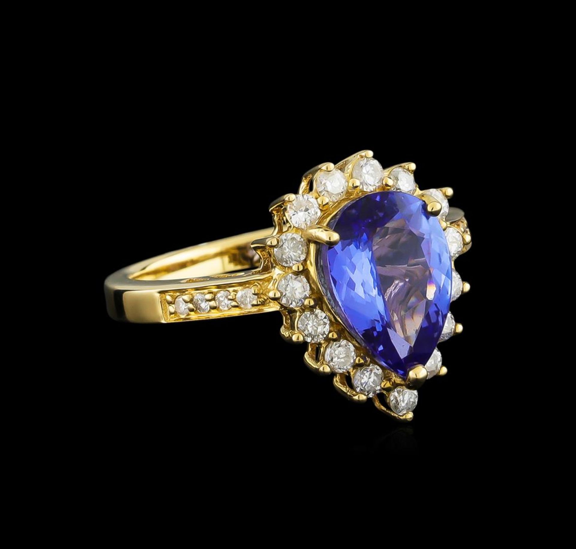 14KT Yellow Gold 2.86ct Tanzanite and Diamond Ring