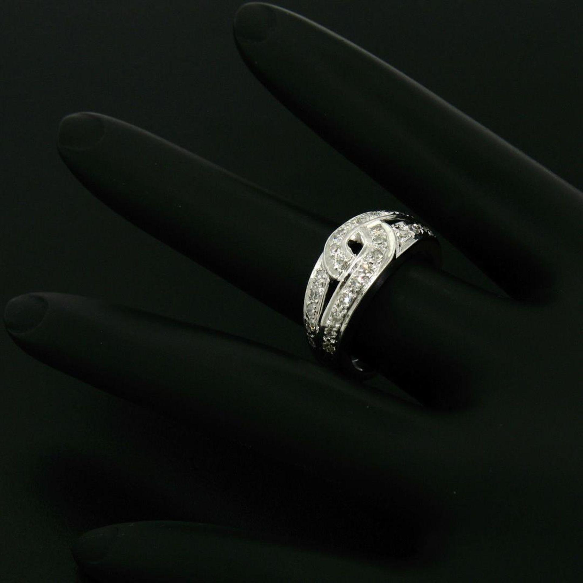 Vintage Platinum 0.50ctw Round Single Cut Pave Diamond Interlocking Band Ring - Image 4 of 9
