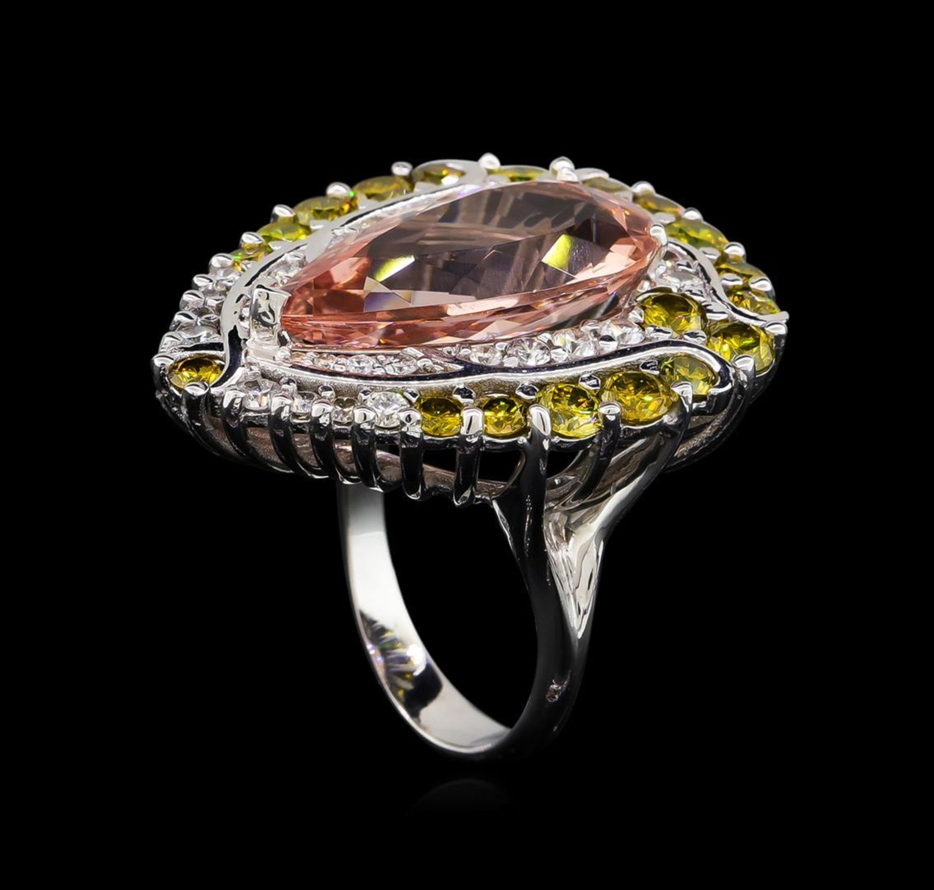 9.04 ctw Morganite and Diamond Ring - 18KT White Gold - Image 4 of 6
