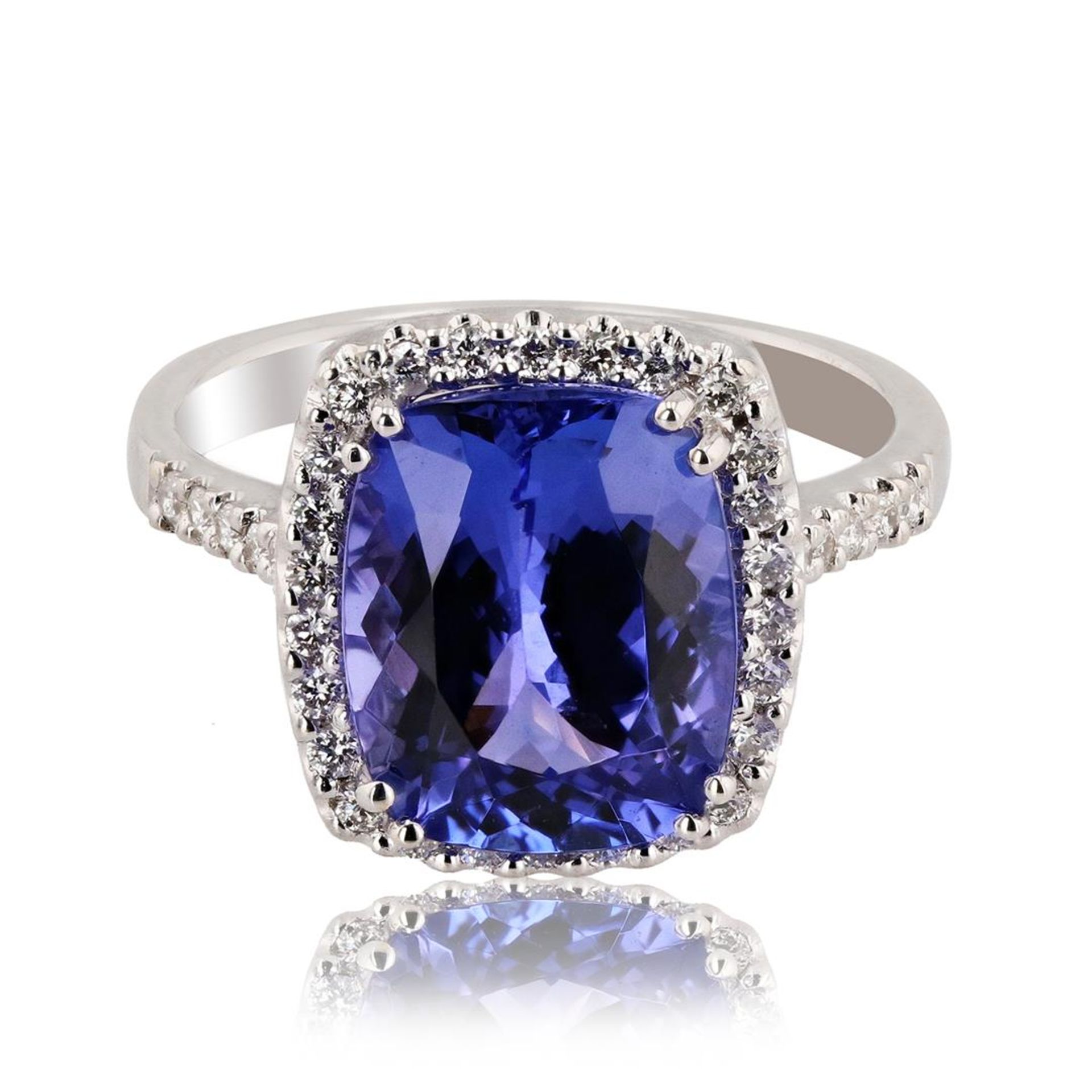 4.39ct Tanzanite and 0.29ctw Diamond 18K White Gold Ring