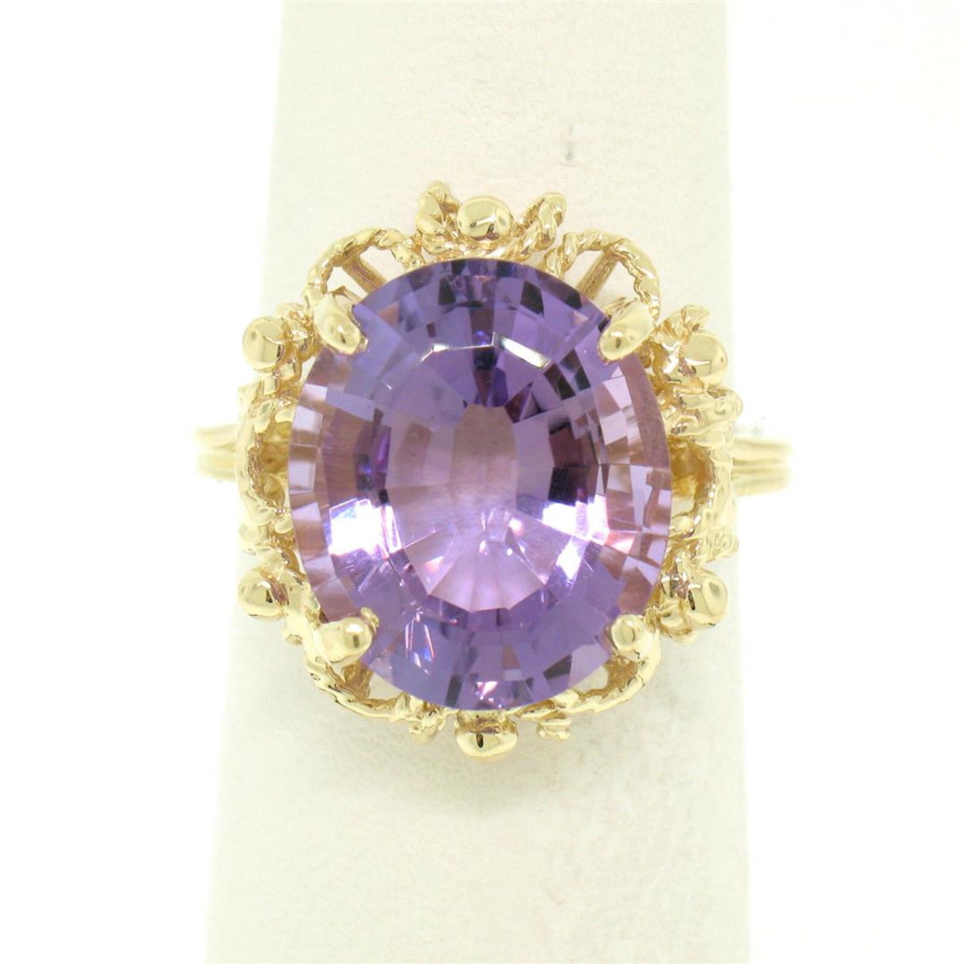 14k Solid Yellow Gold Rope Frame Large 6.71 ct Oval Step Amethyst Solitaire Ring - Image 2 of 6