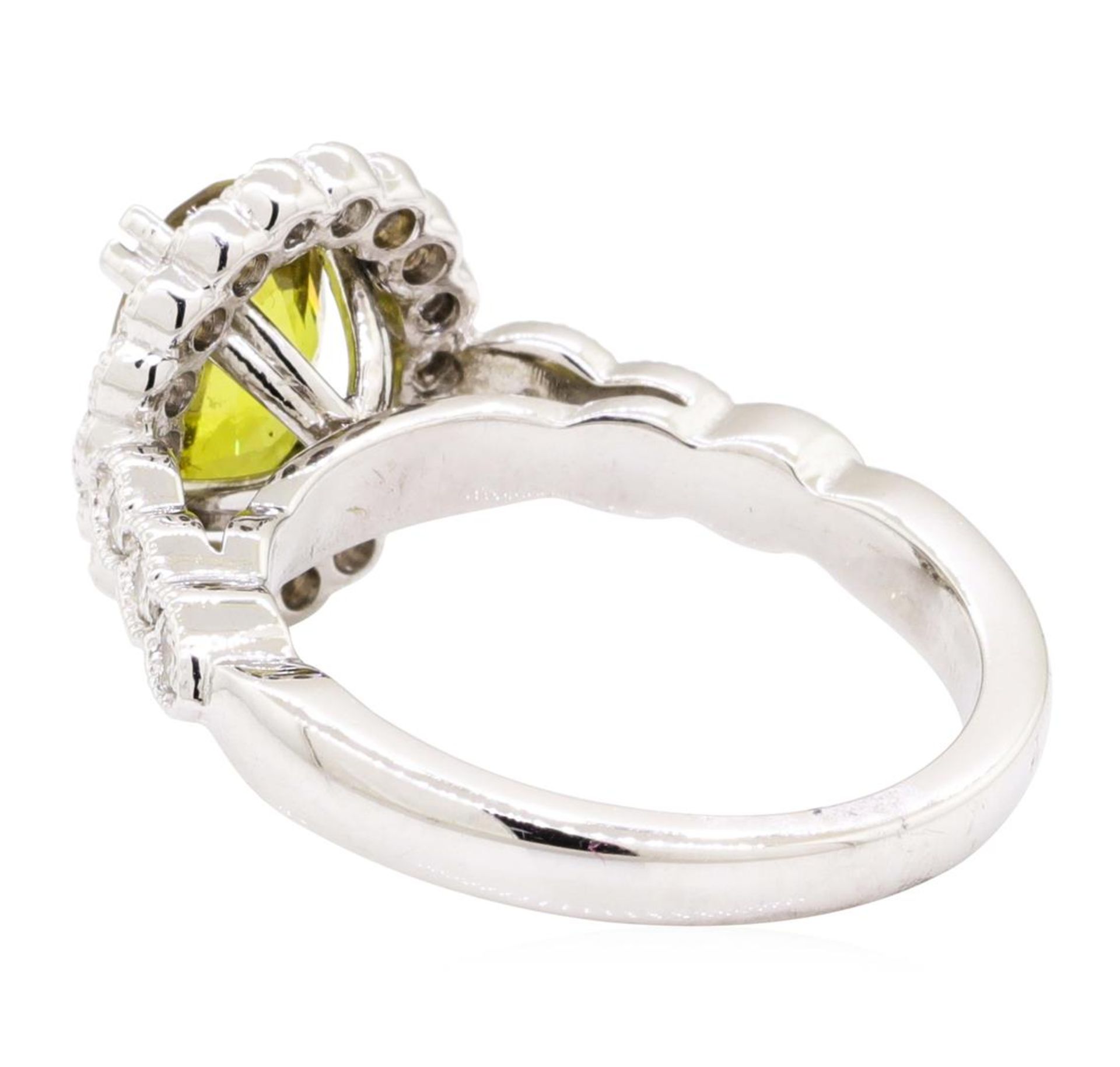 3.17 ctw Oval Mixed Yellow Sapphire And Round Brilliant Cut Diamond Ring - 14KT - Image 3 of 5