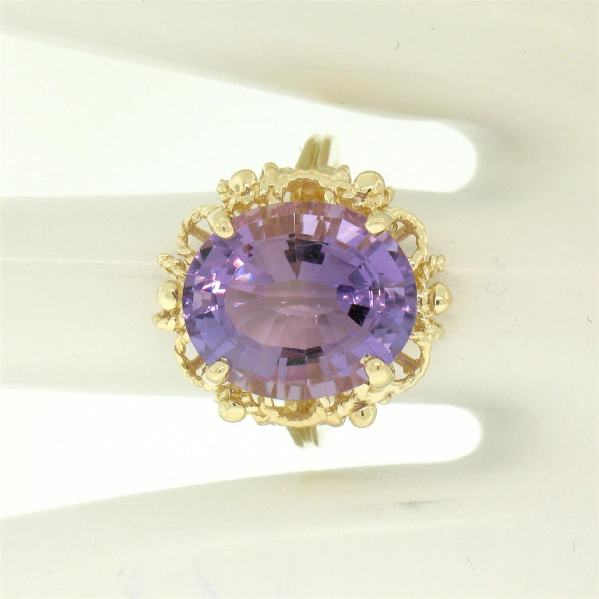 14k Solid Yellow Gold Rope Frame Large 6.71 ct Oval Step Amethyst Solitaire Ring - Image 6 of 6