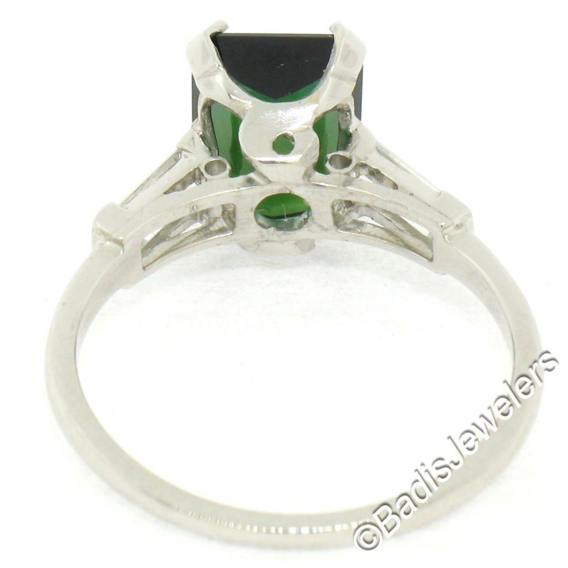 Vintage 18kt White Gold 2.62ctw Green Tourmaline Solitaire and Diamond Ring - Image 8 of 8