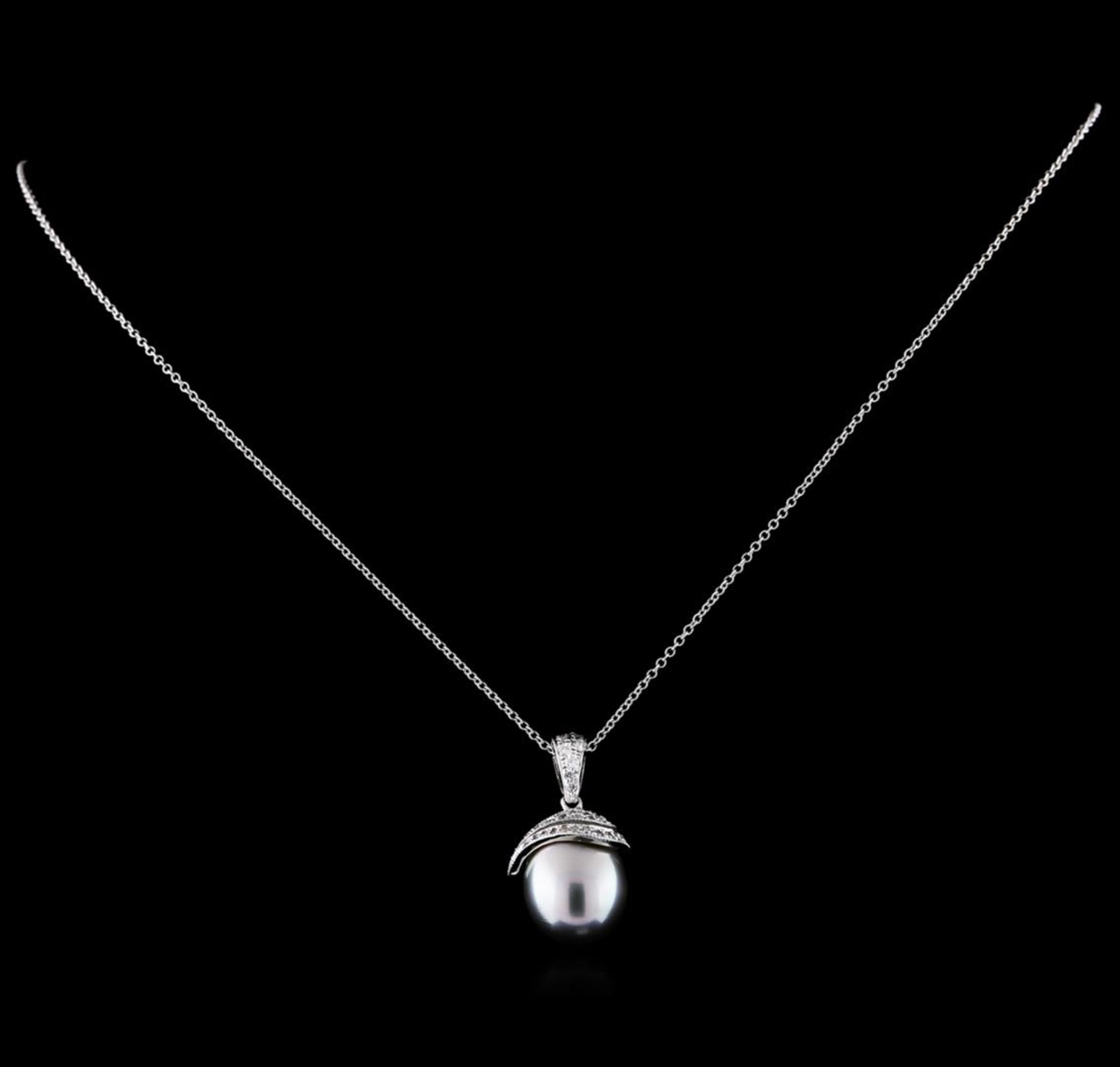 0.33 ctw Pearl and Diamond Pendant With Chain - 14KT White Gold - Image 2 of 2