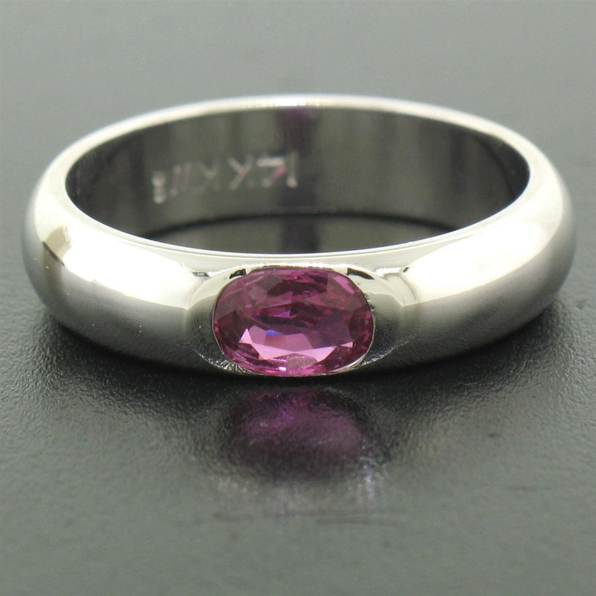 14K White Gold 0.62ct Oval Burnish Set Light Burgundy Ruby Solitaire Band Ring - Image 6 of 8