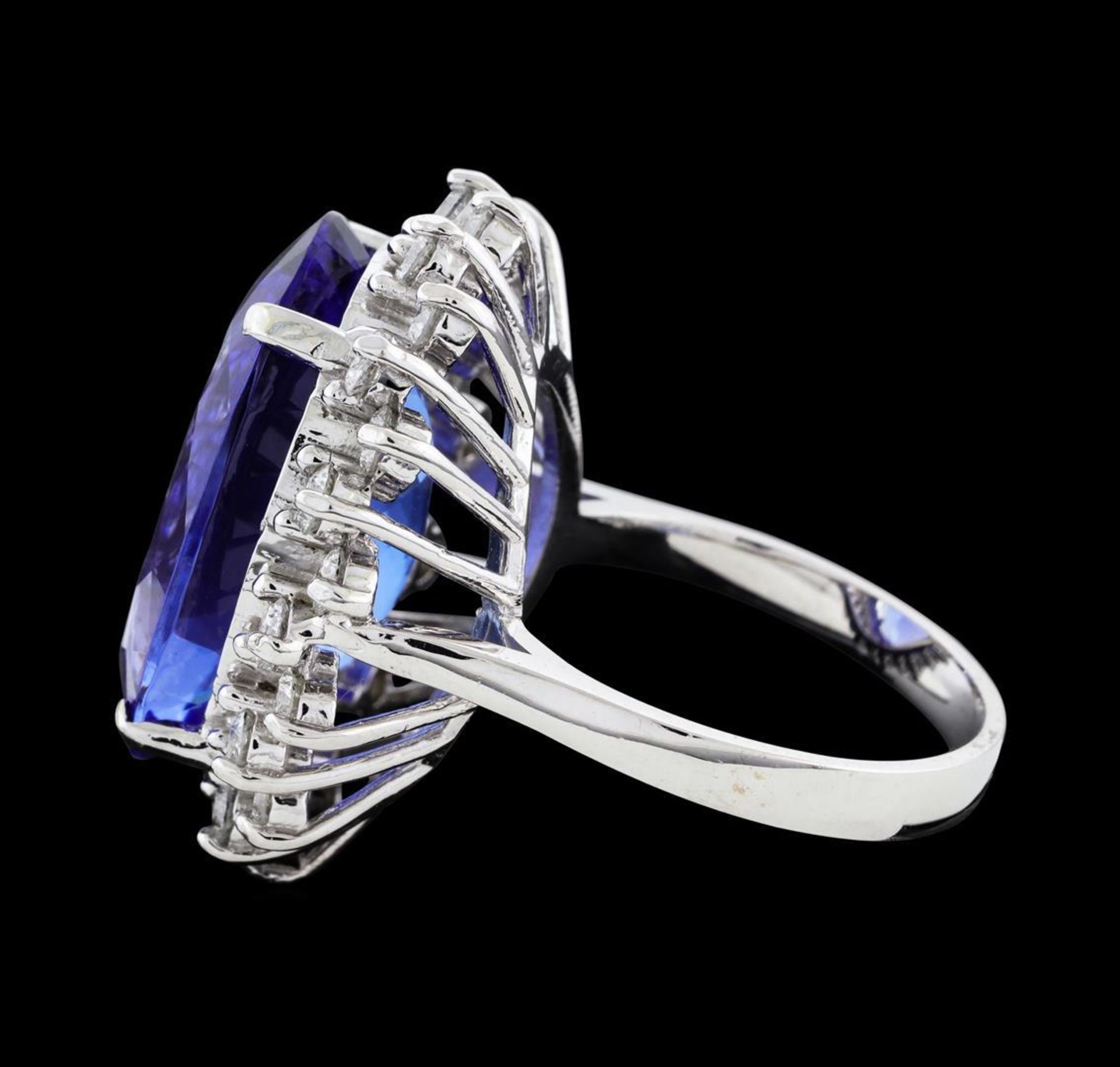 16.10 ctw Tanzanite and Diamond Ring - 14KT White Gold - Image 3 of 5