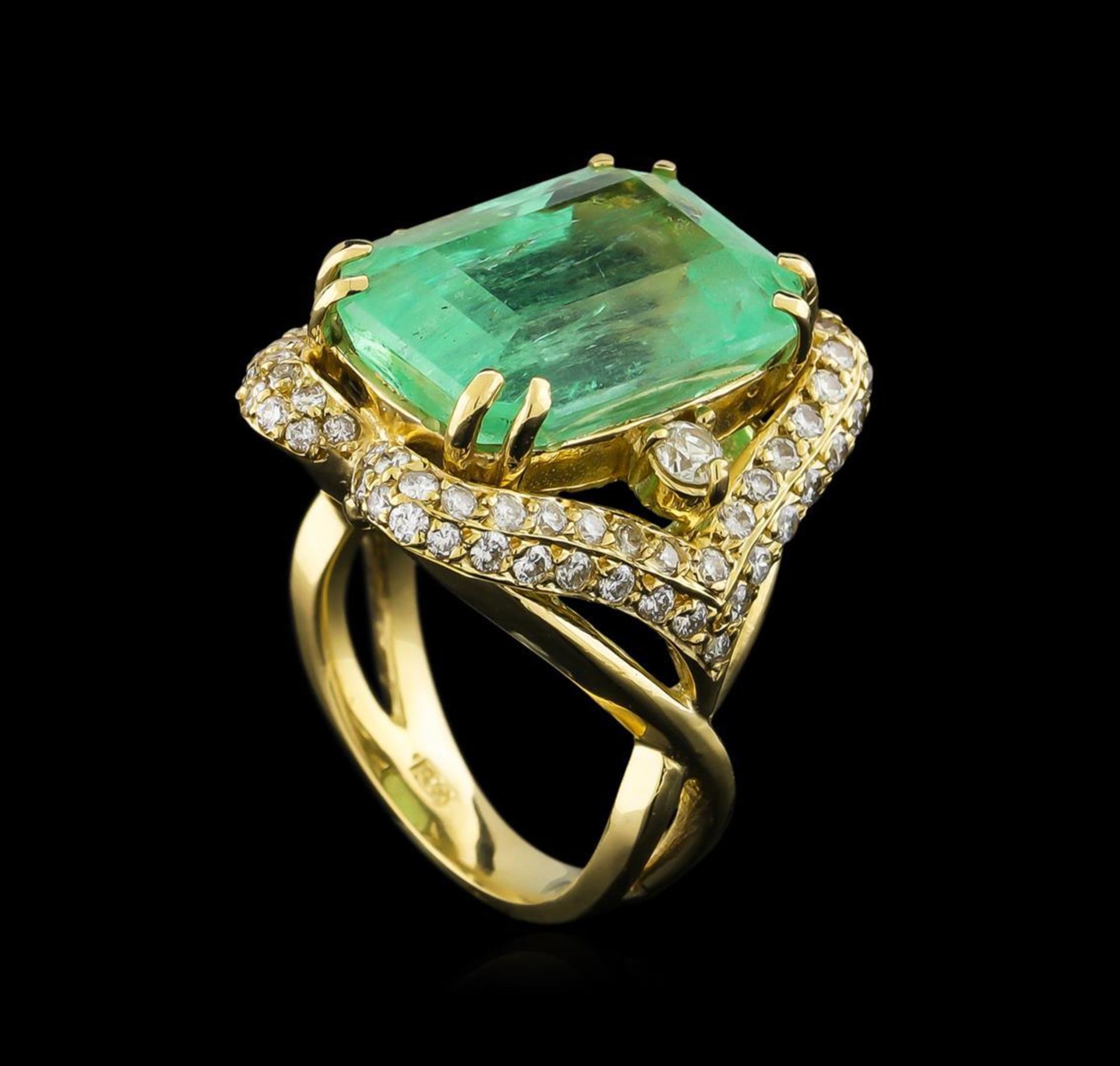 GIA Cert 17.51 ctw Emerald and Diamond Ring - 14KT Yellow Gold - Image 4 of 6