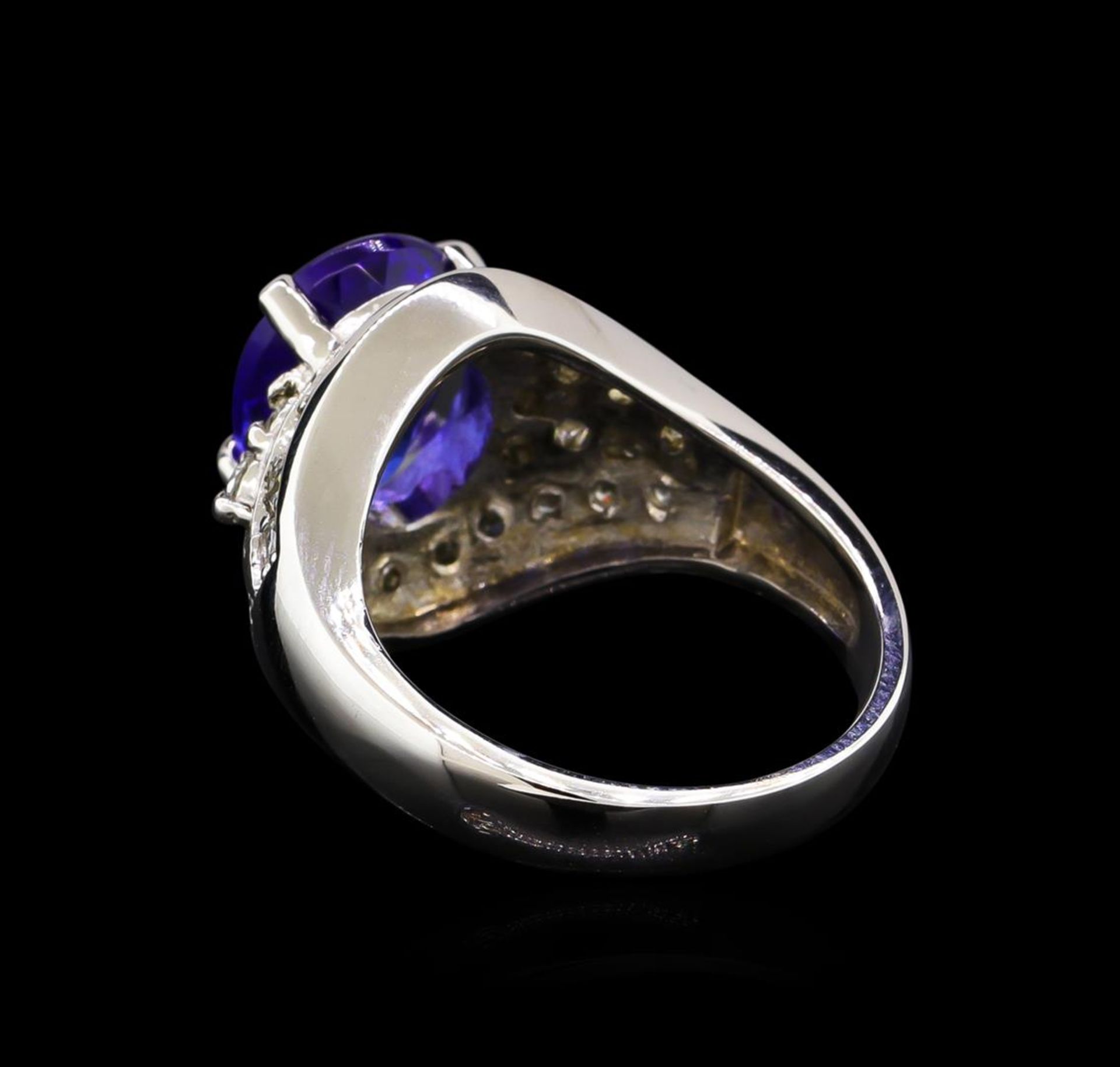 14KT White Gold 3.28 ctw Tanzanite and Diamond Ring - Image 3 of 5