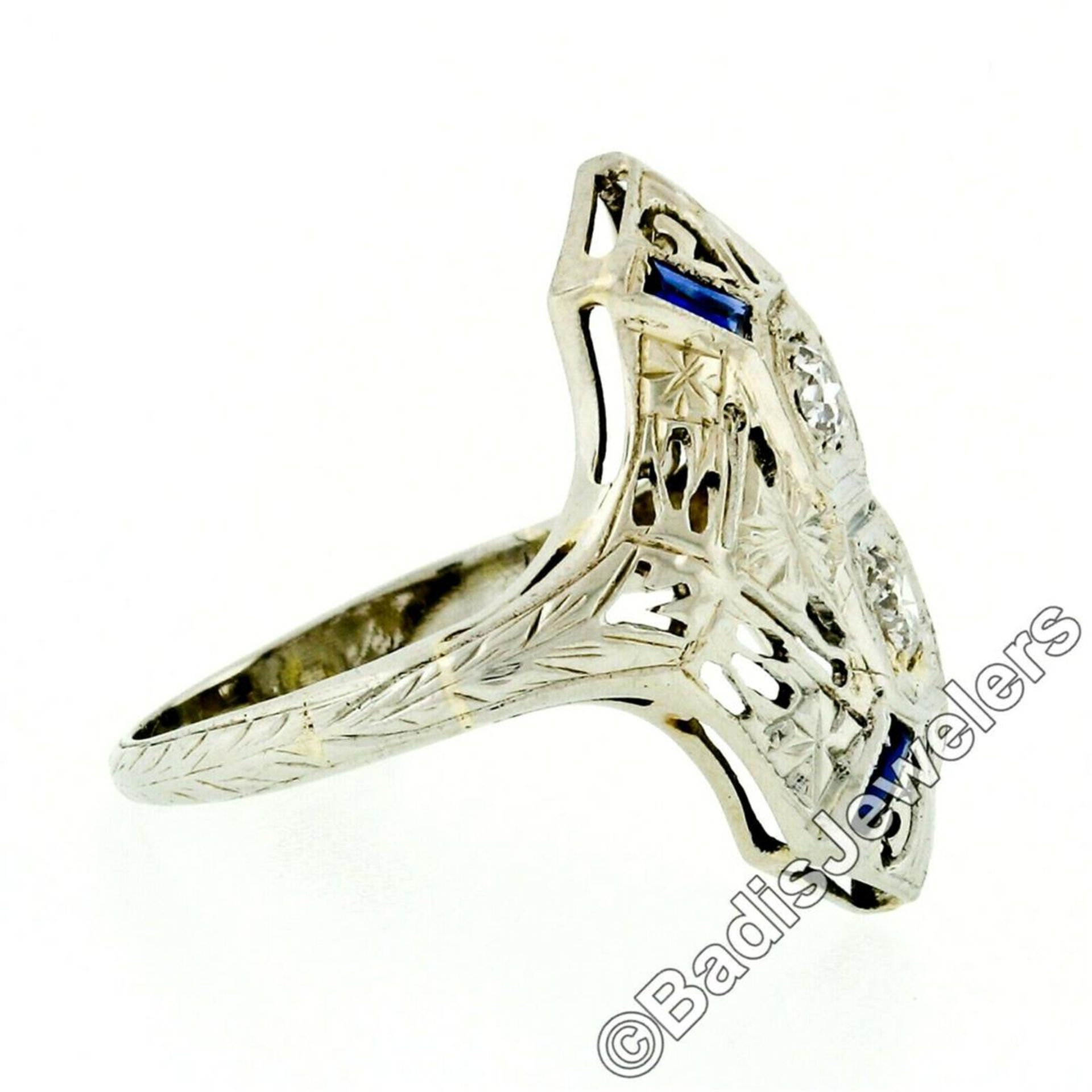 Art Deco 18kt White Gold Euro Cut Diamond & Sapphire Filigree Dinner Ring - Image 8 of 9