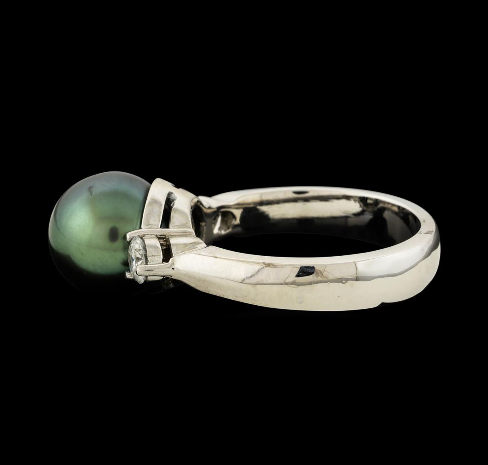 Pearl and Diamond Ring - 14KT White Gold - Image 3 of 4