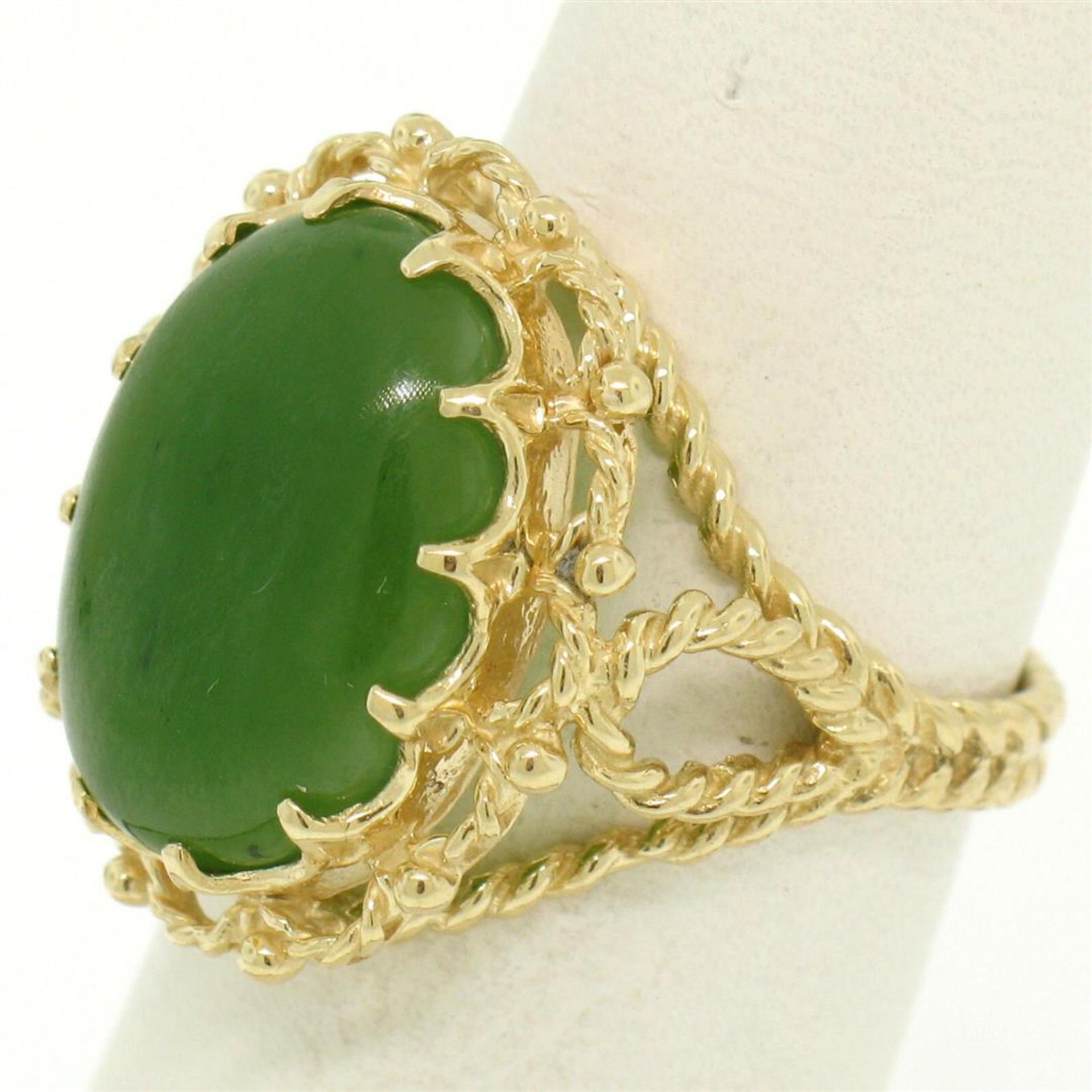 14k Yellow Gold Prong Set Cabochon Olive Green Nephrite Jade Twisted Wire Ring - Image 2 of 8